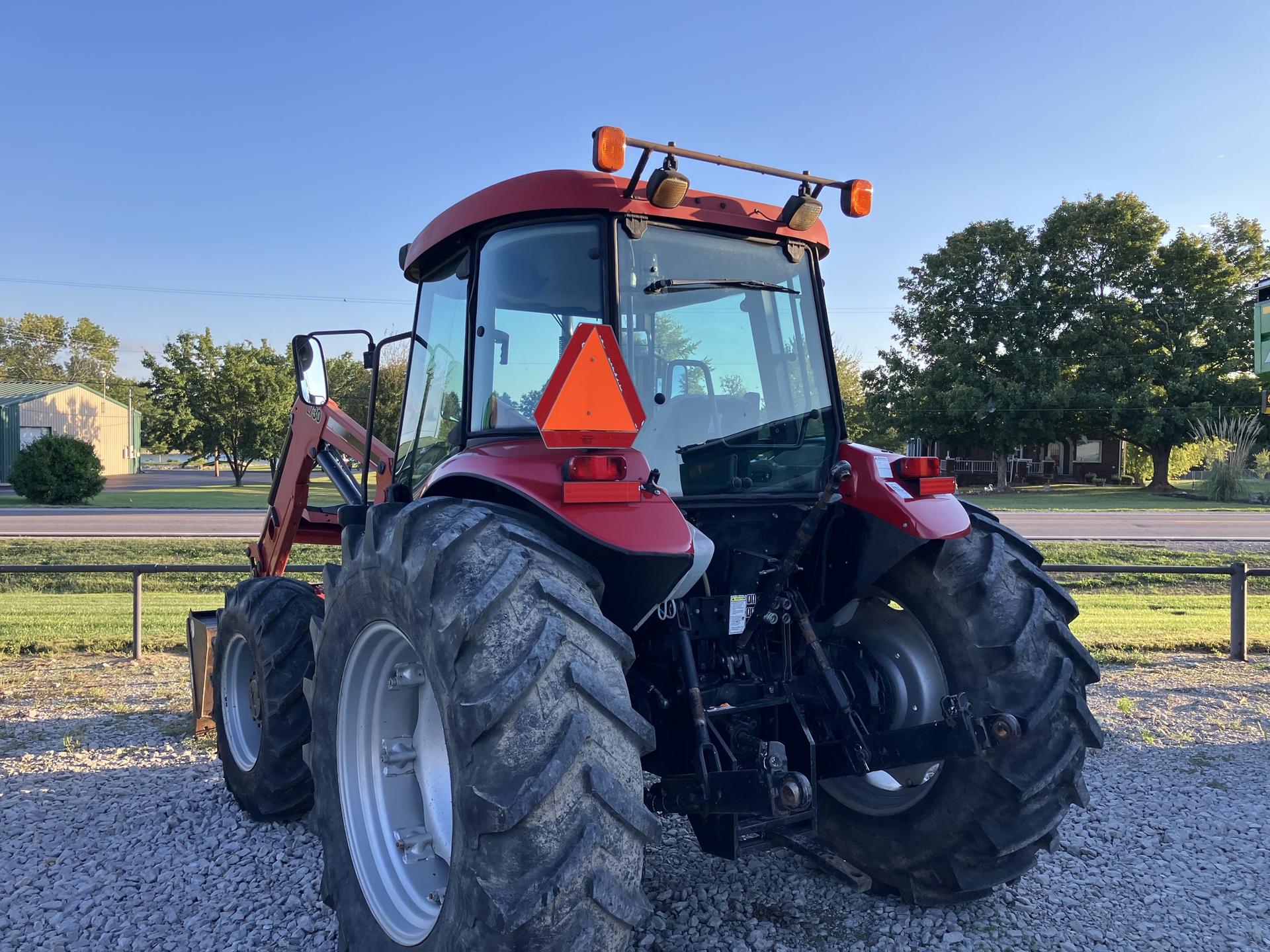 2010 Case IH Farmall 95