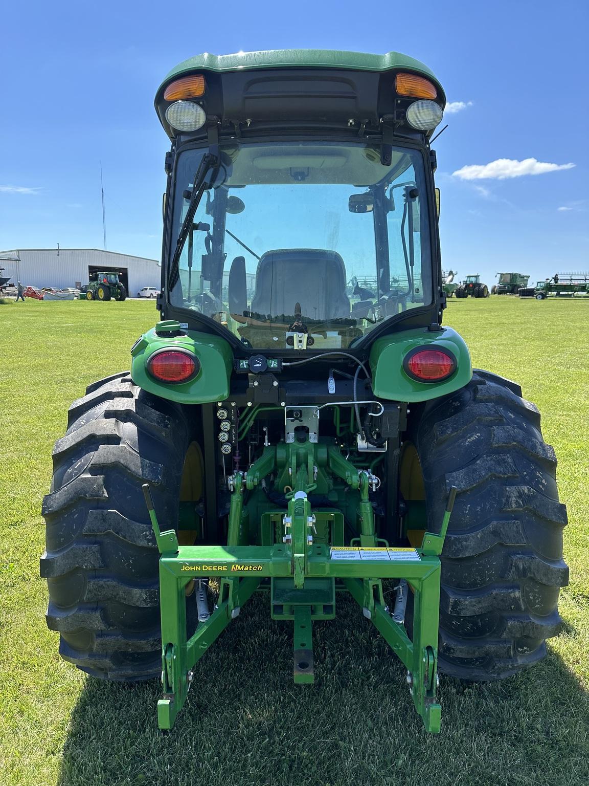 2018 John Deere 4066R