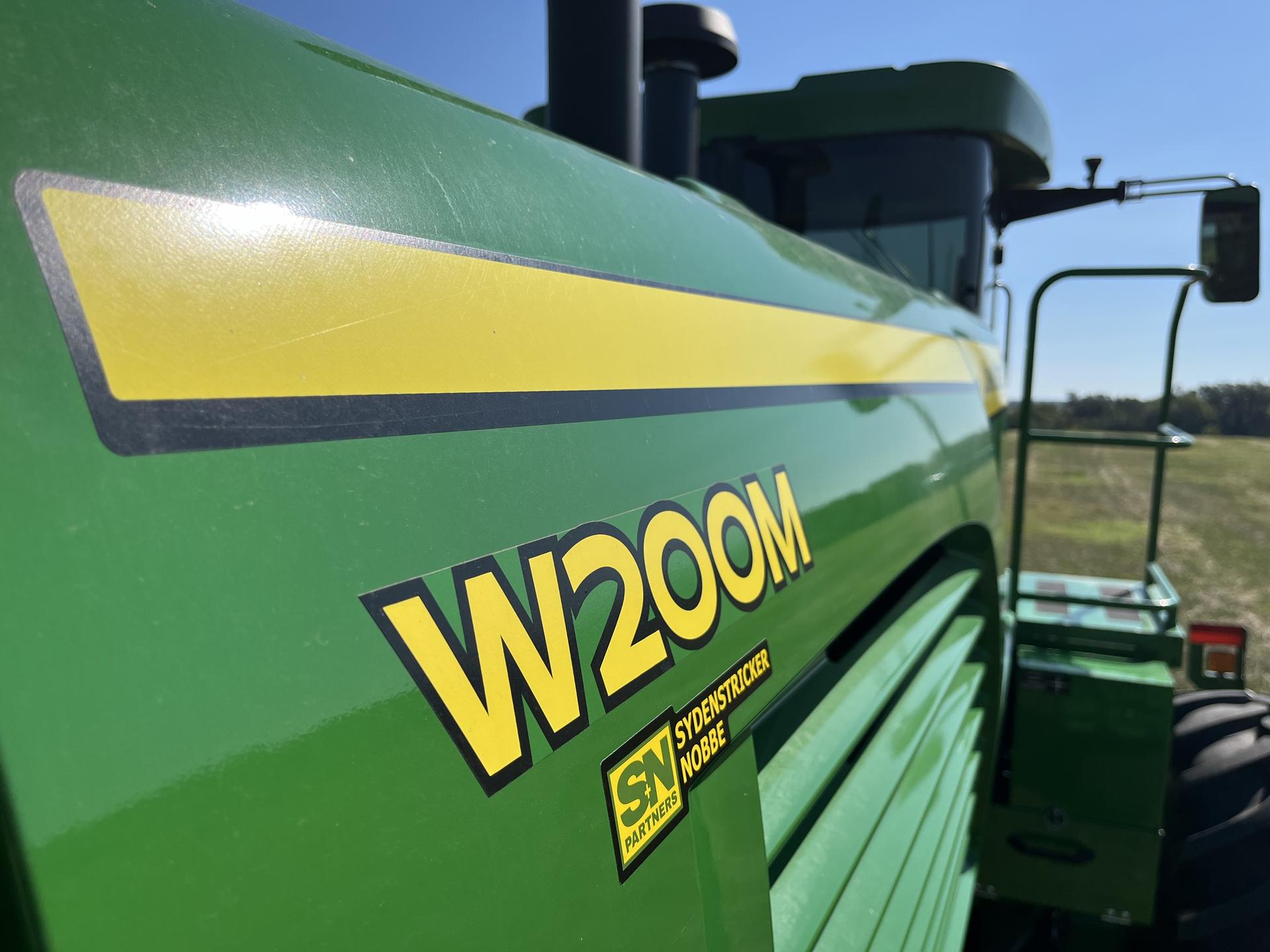 2023 John Deere W200M