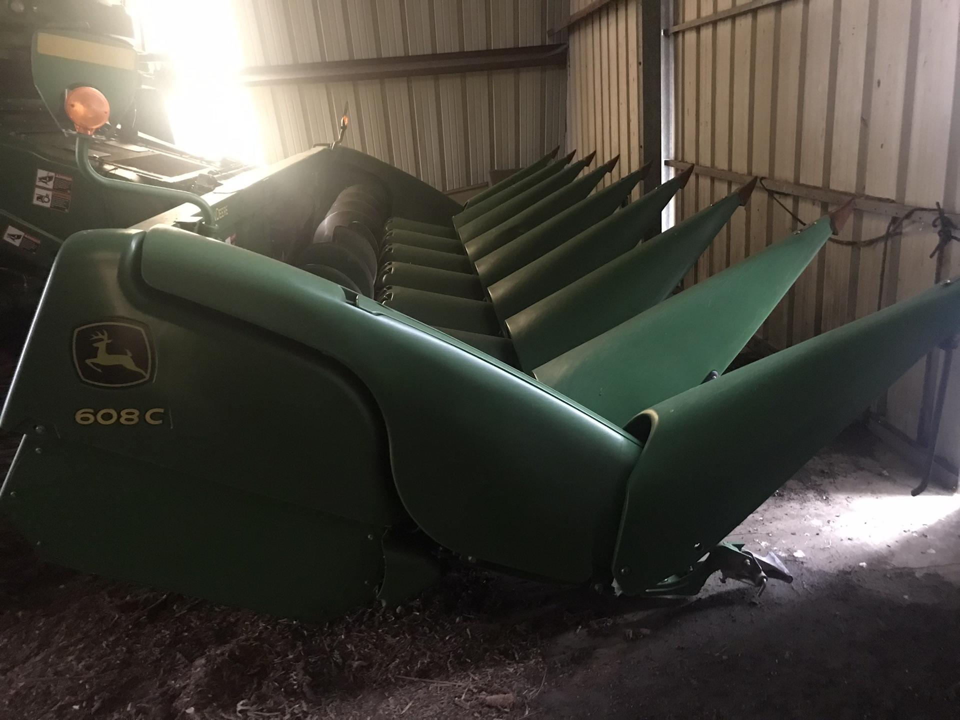 2017 John Deere 608C Image