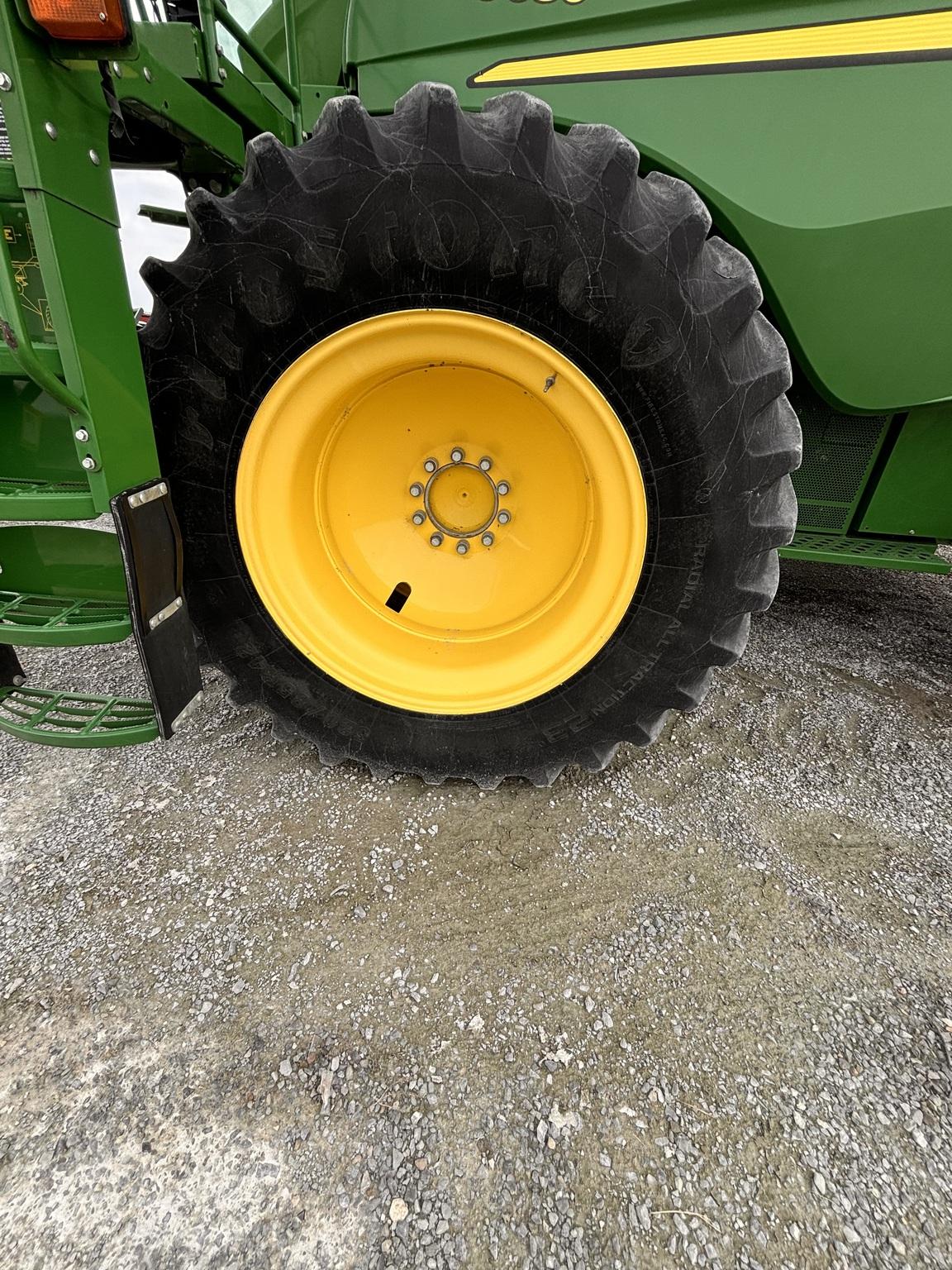 2015 John Deere S680