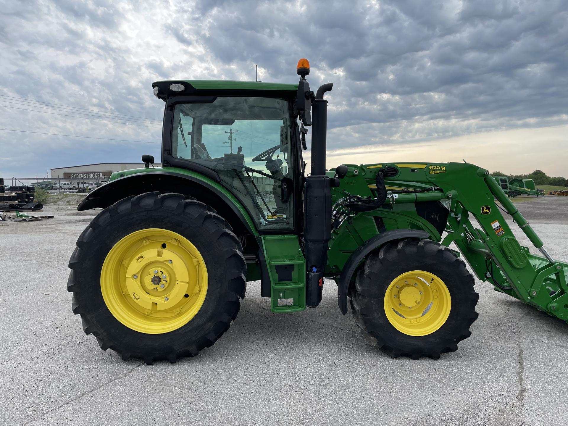 2023 John Deere 6R 130