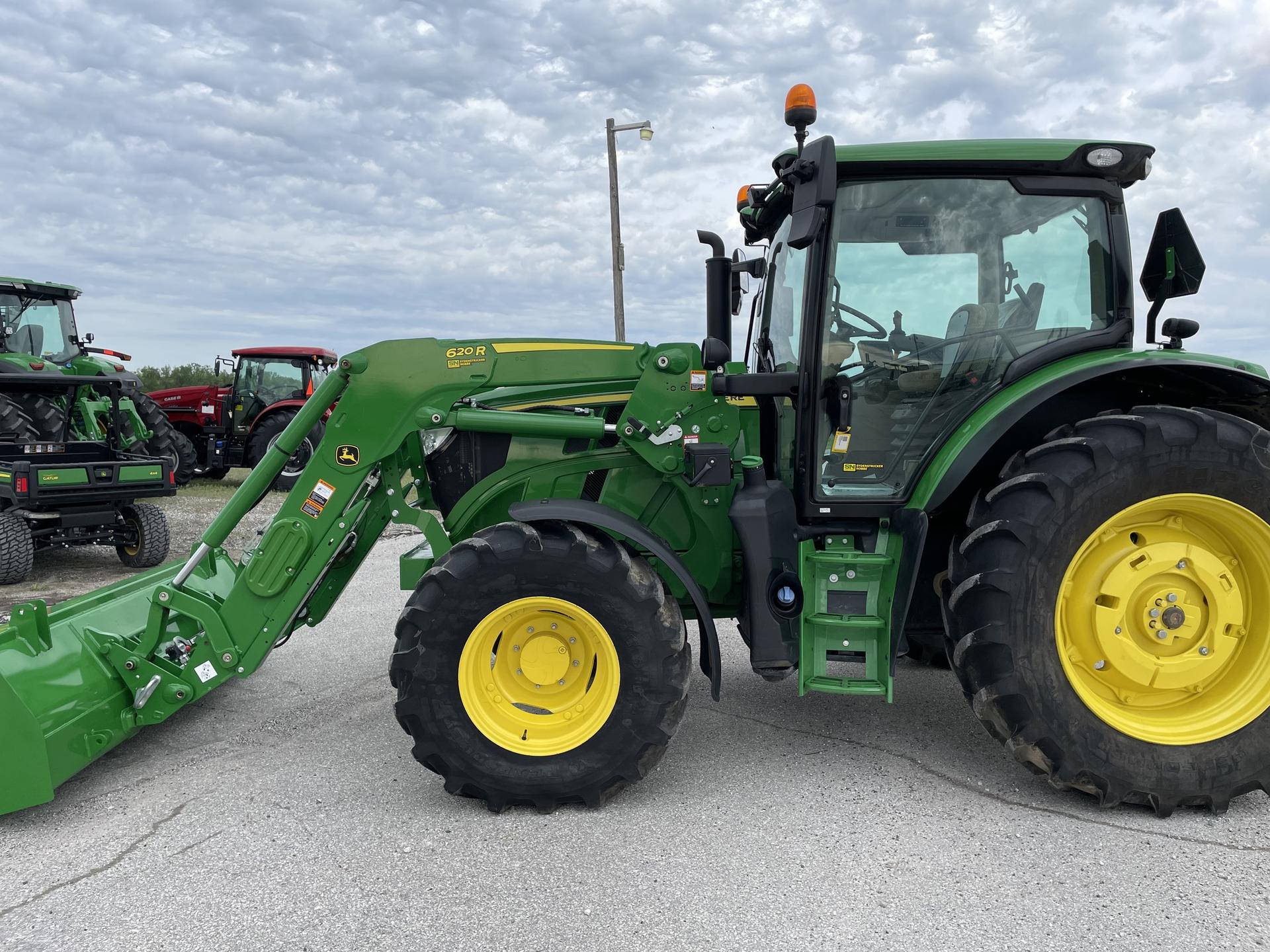 2023 John Deere 6R 130