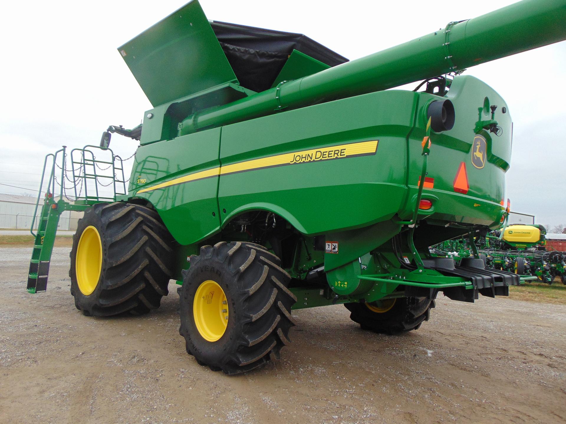 2023 John Deere S780