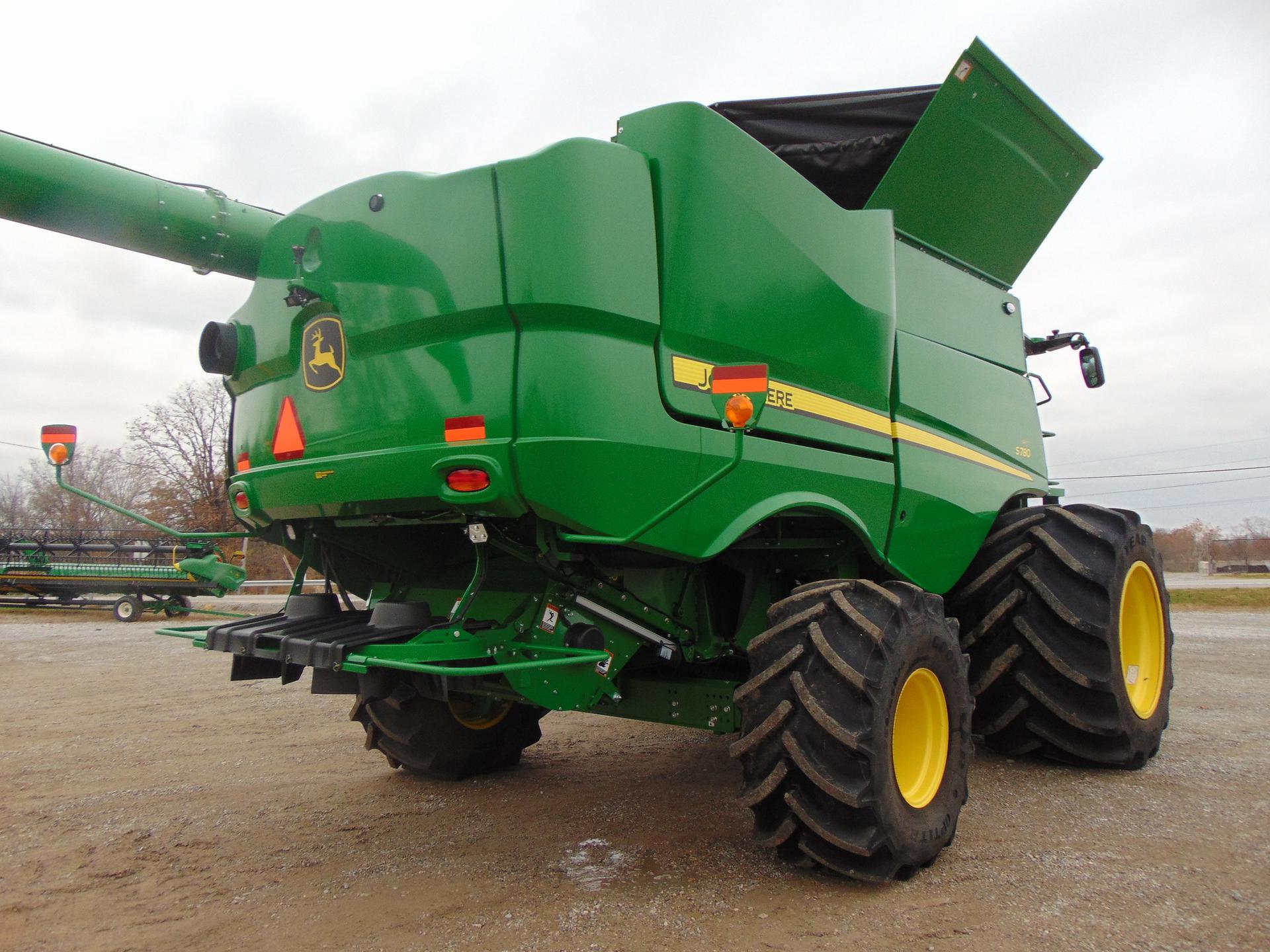 2023 John Deere S780