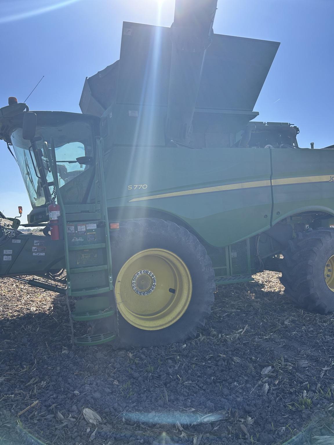 2019 John Deere S770