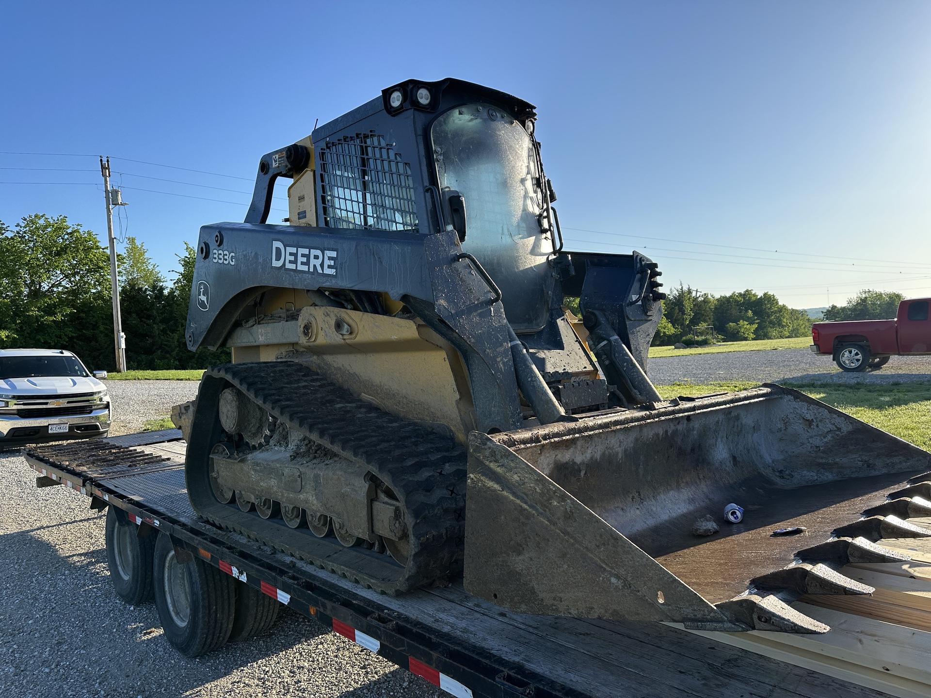 2018 John Deere 333G