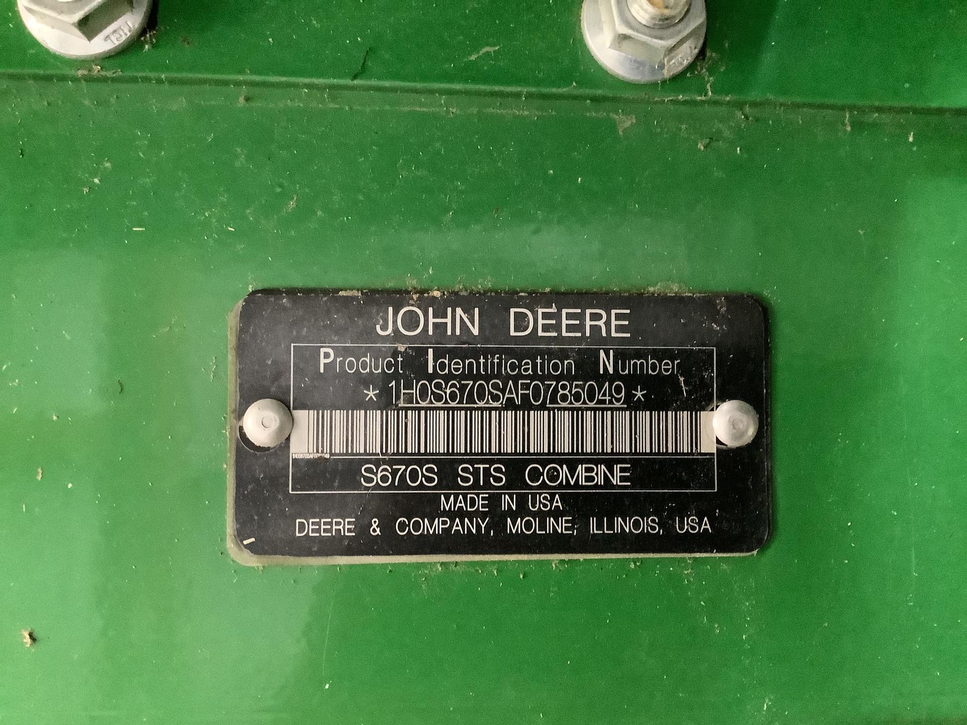 2016 John Deere S670