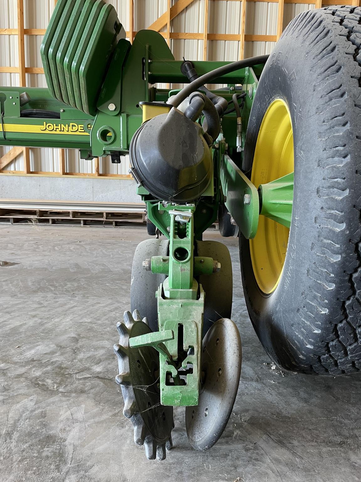 2013 John Deere 1770NT