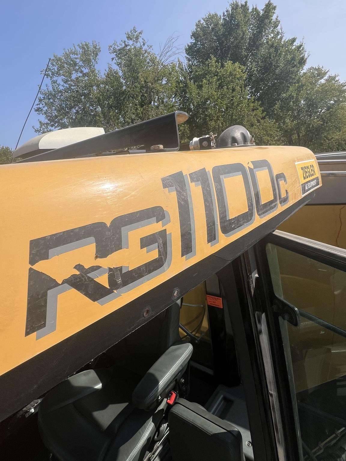 2021 RoGator RG1100C