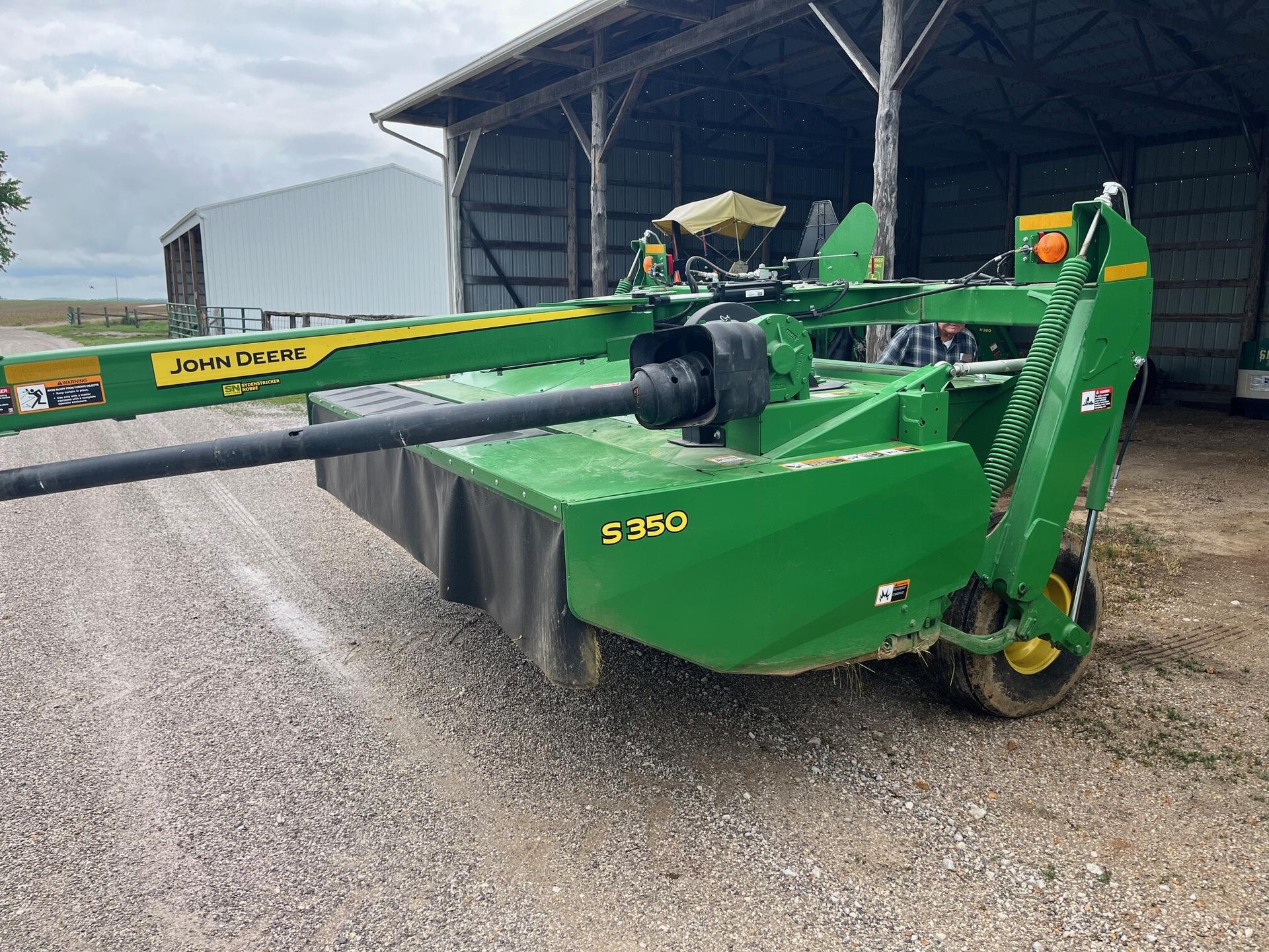 2022 John Deere S350