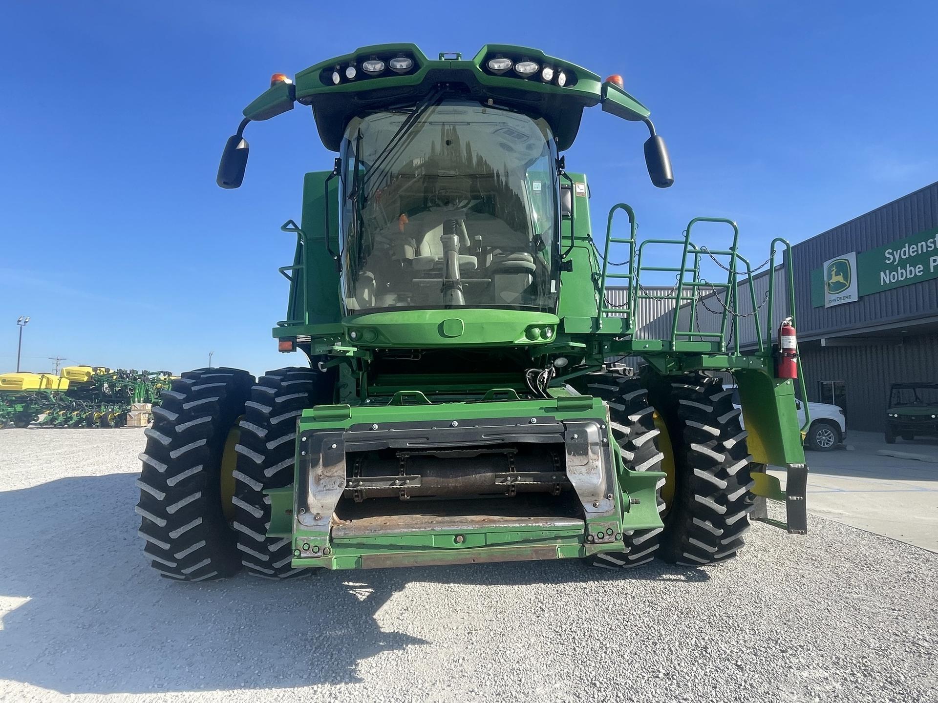 2018 John Deere S790