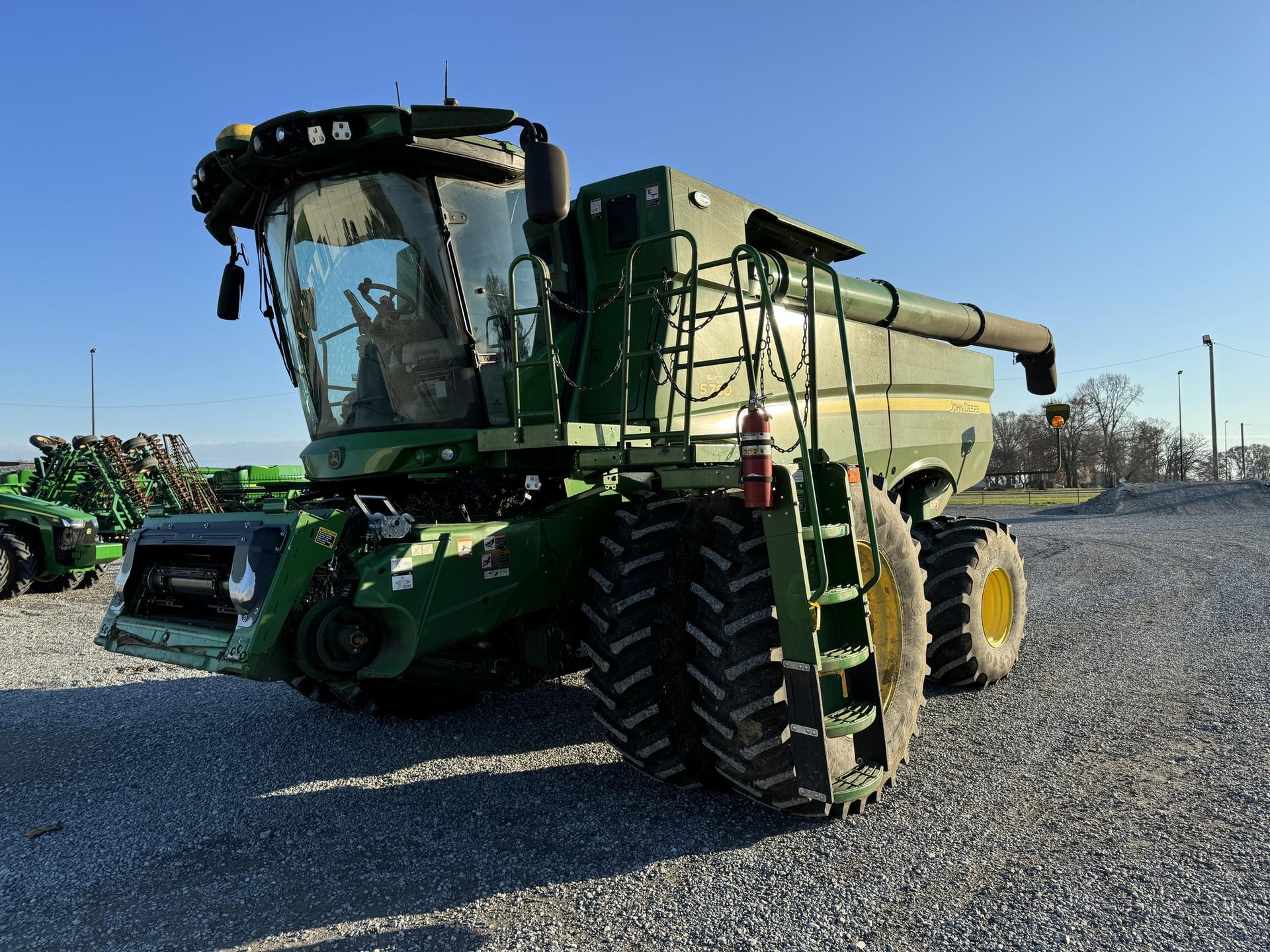 2023 John Deere S780