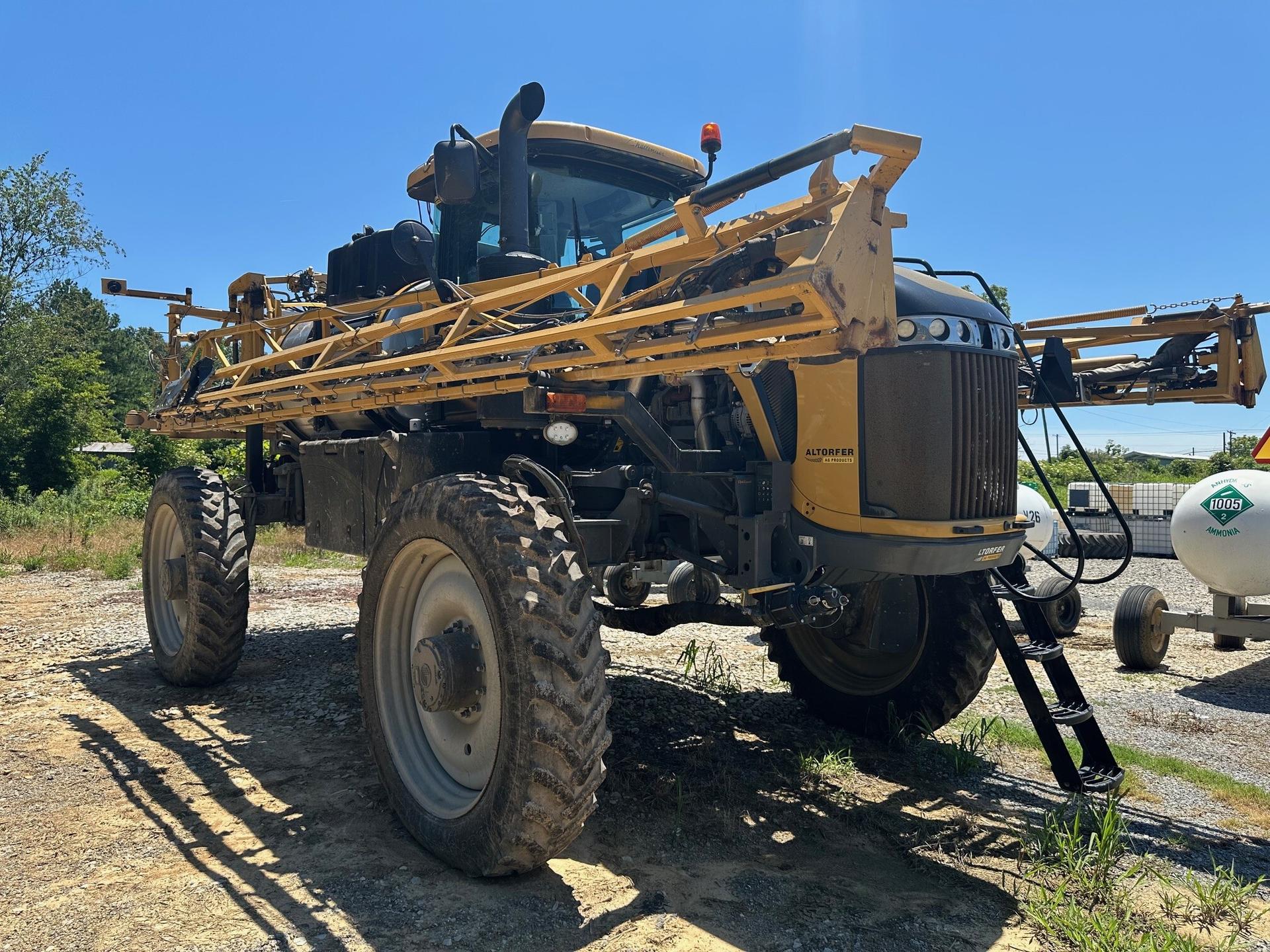 2019 RoGator RG1100C