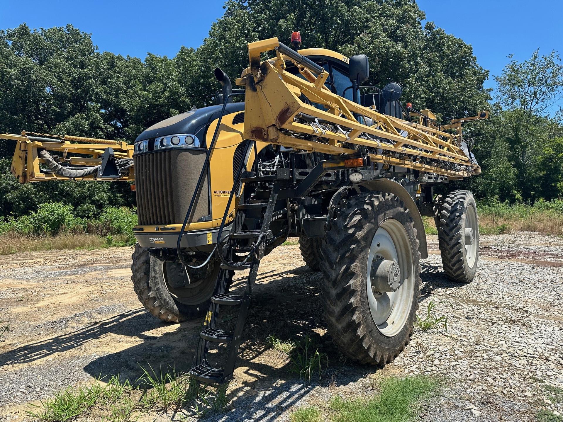 2019 RoGator RG1100C Image