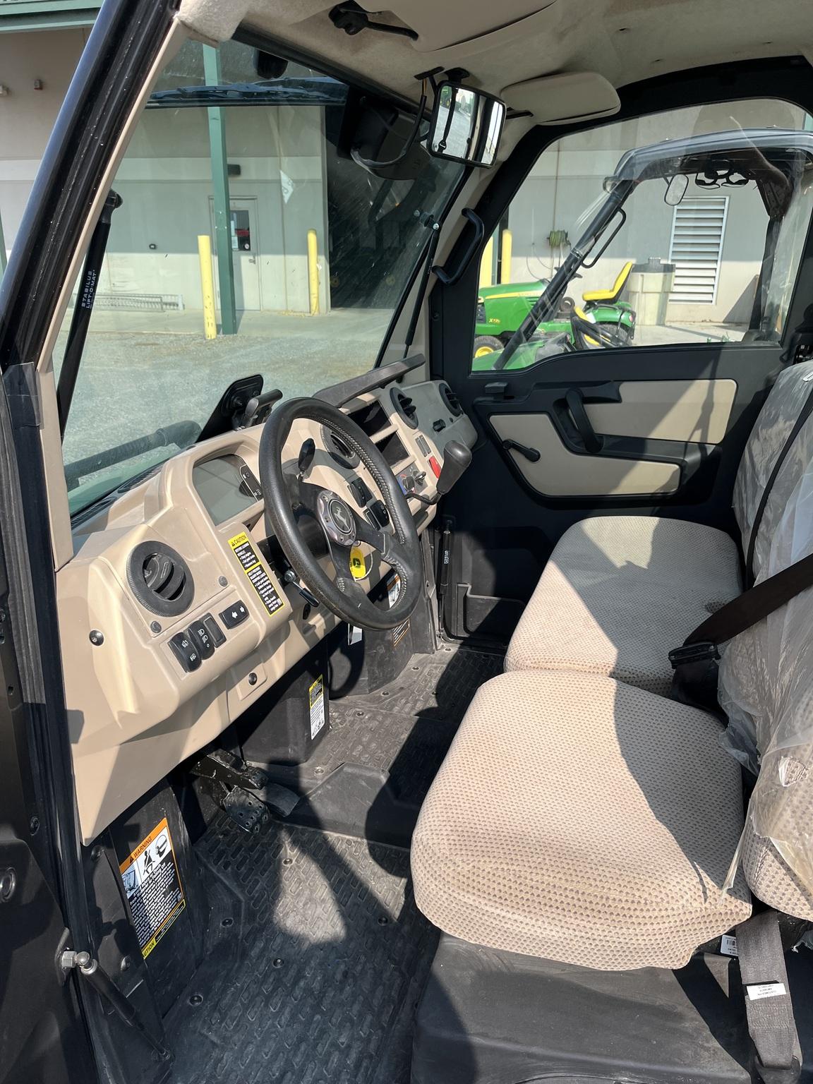 2020 John Deere XUV 835R