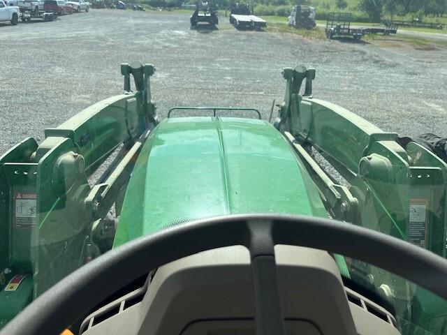 2022 John Deere 6R 130