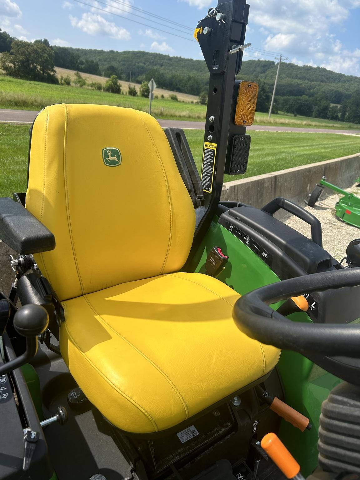 2022 John Deere 2038R