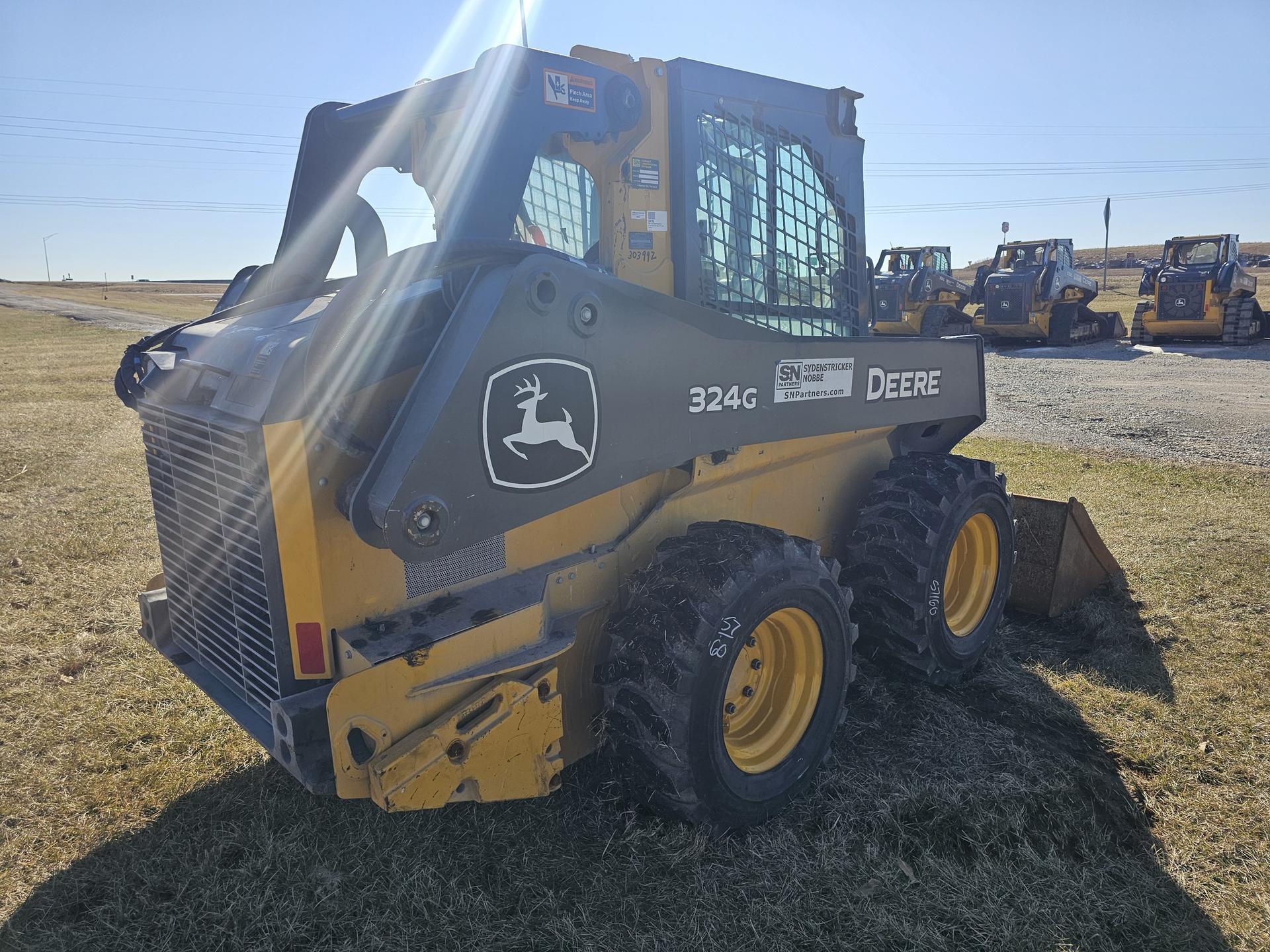 2022 John Deere 324G Image