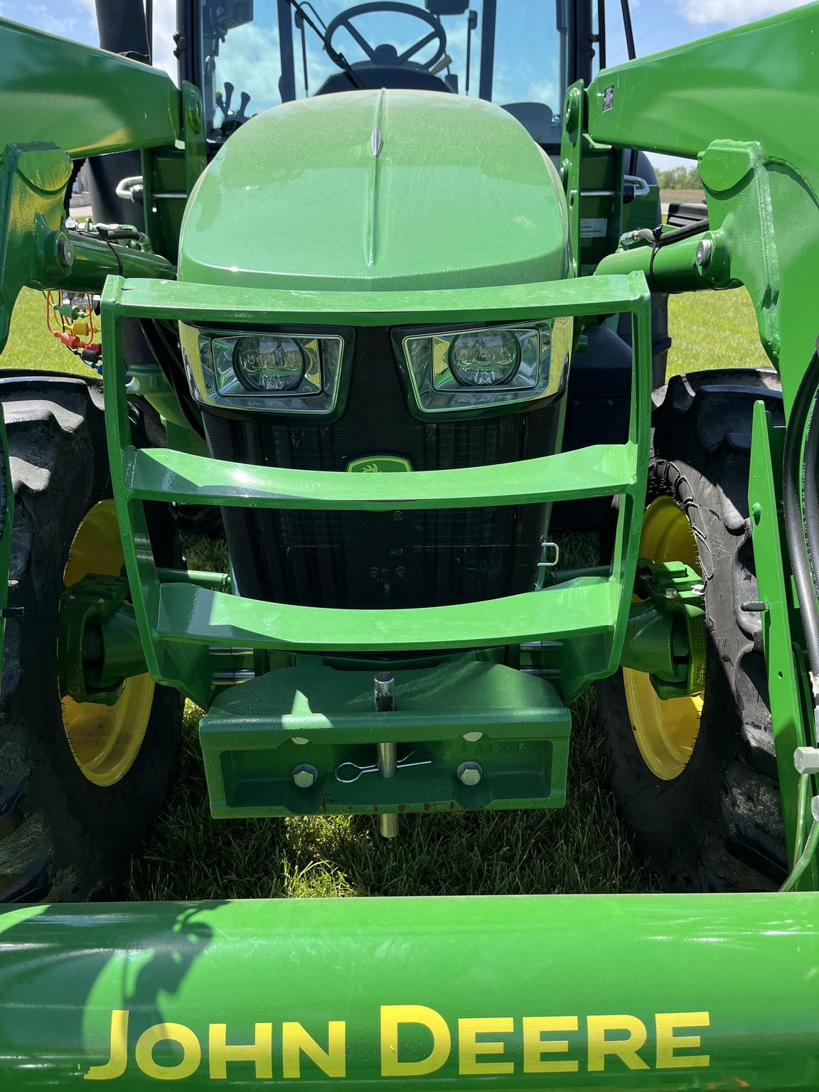 2022 John Deere 5125M