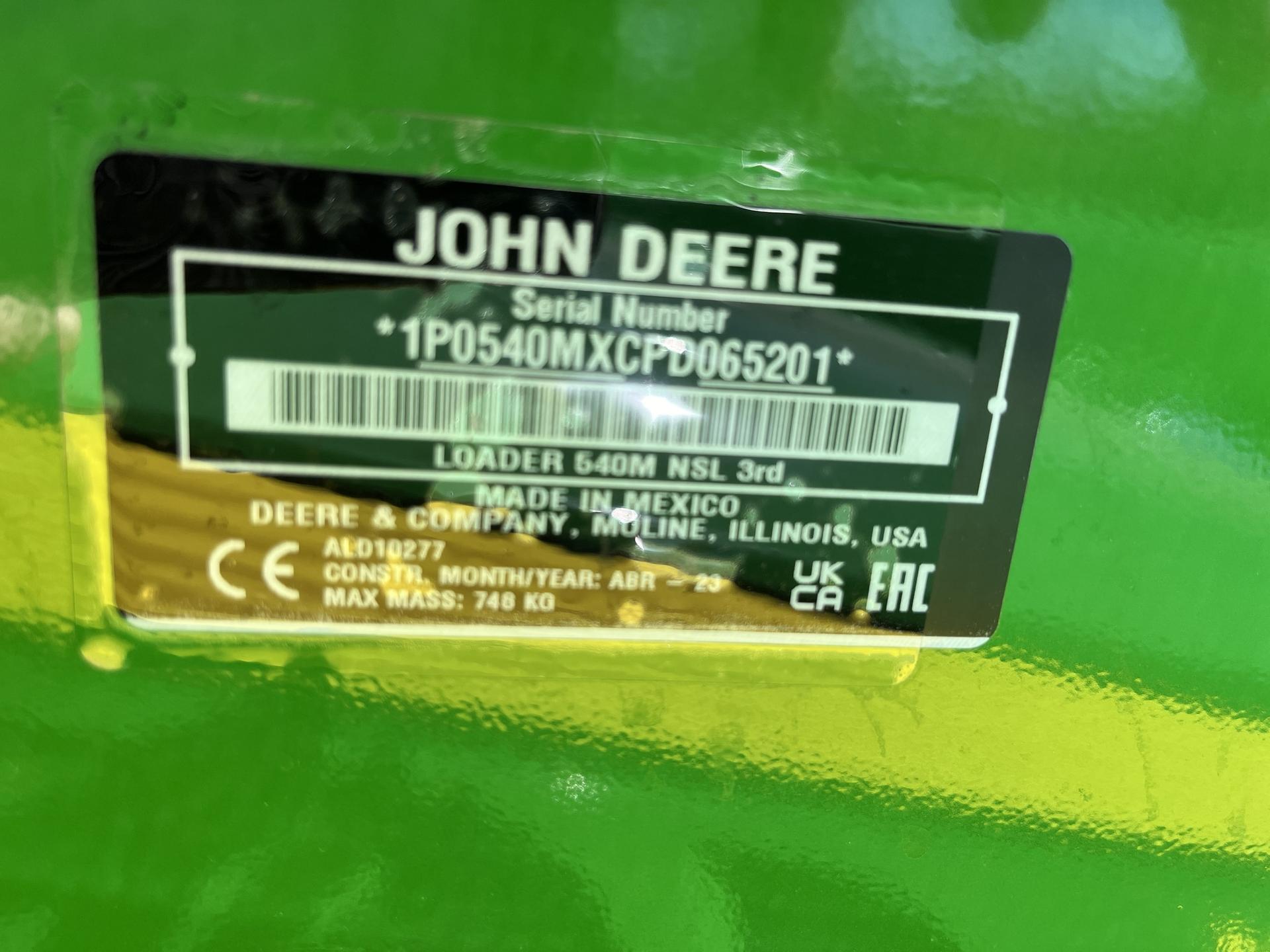 2022 John Deere 5125M