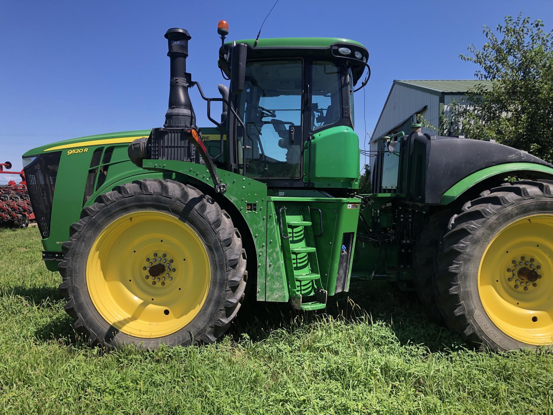 2020 John Deere 9520R