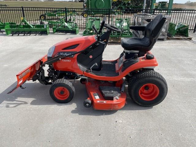 2021 Kubota T2290