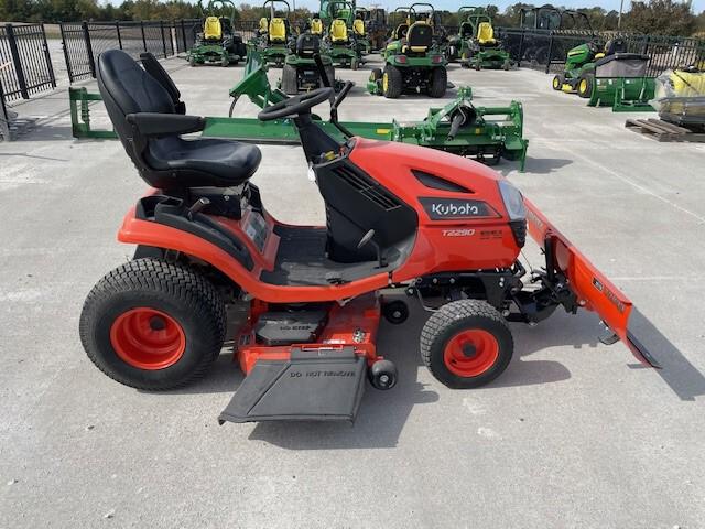 2021 Kubota T2290