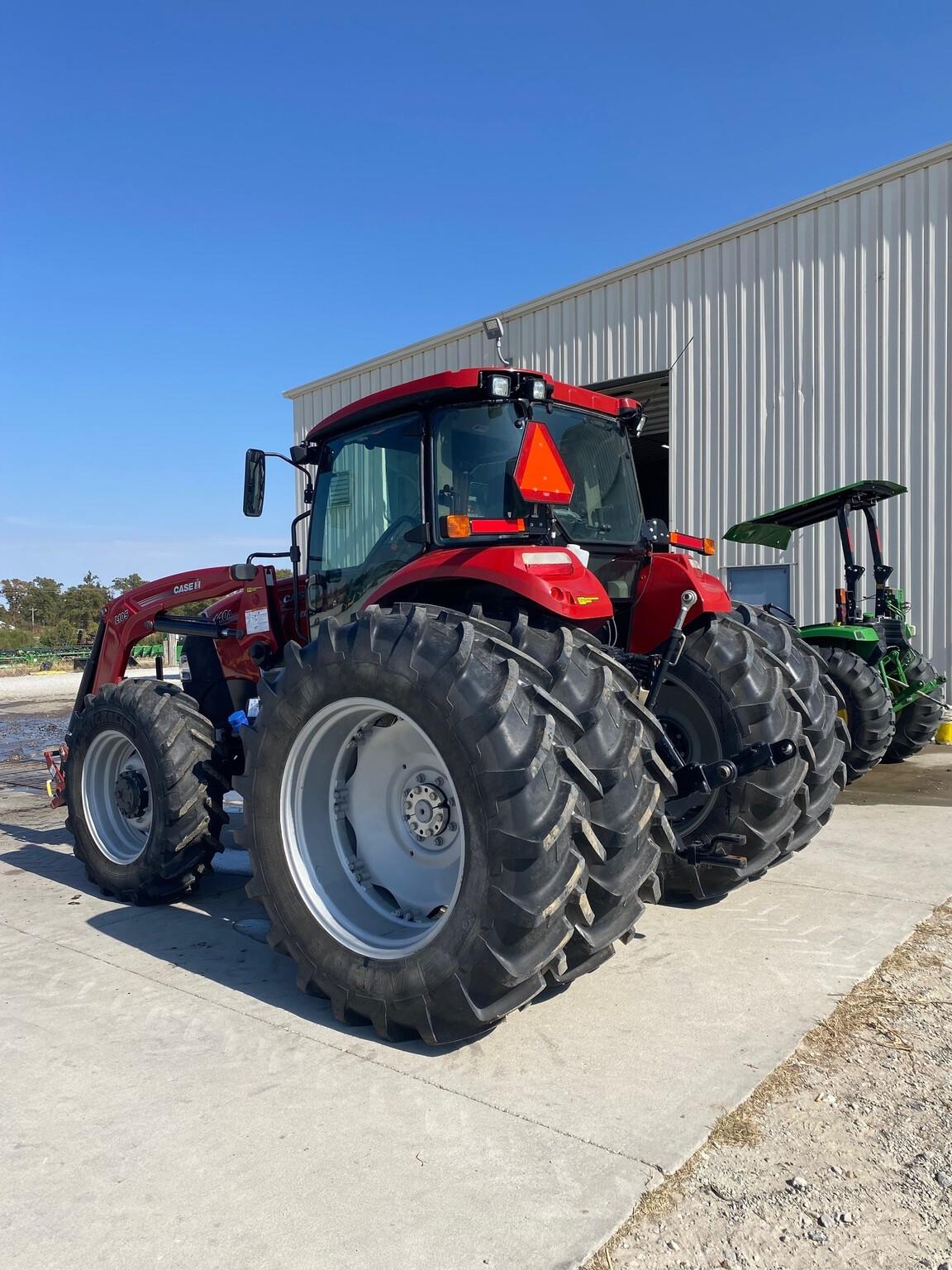 2022 Case IH Farmall 140A