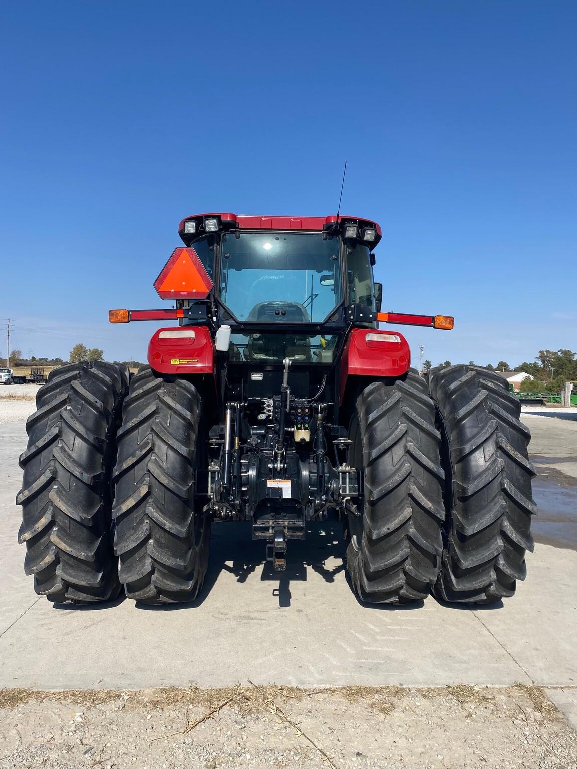 2022 Case IH Farmall 140A