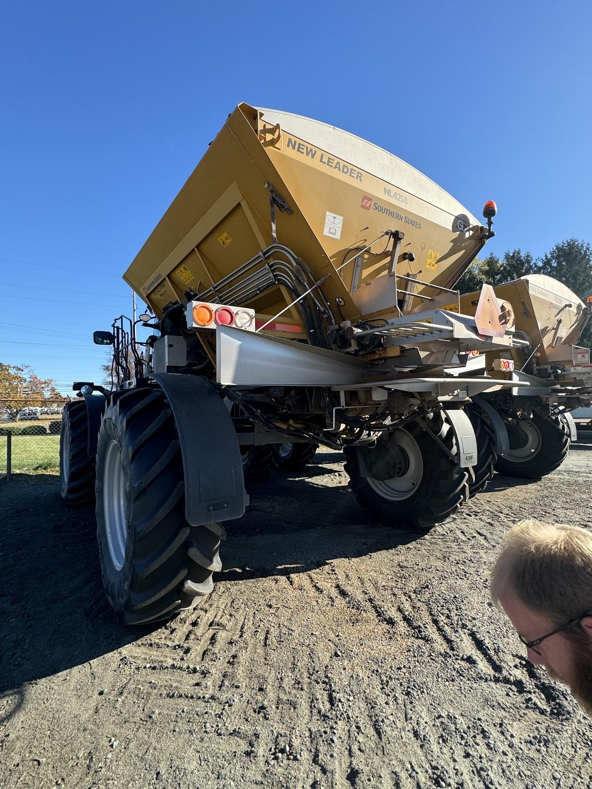 2019 RoGator RG1100C Image