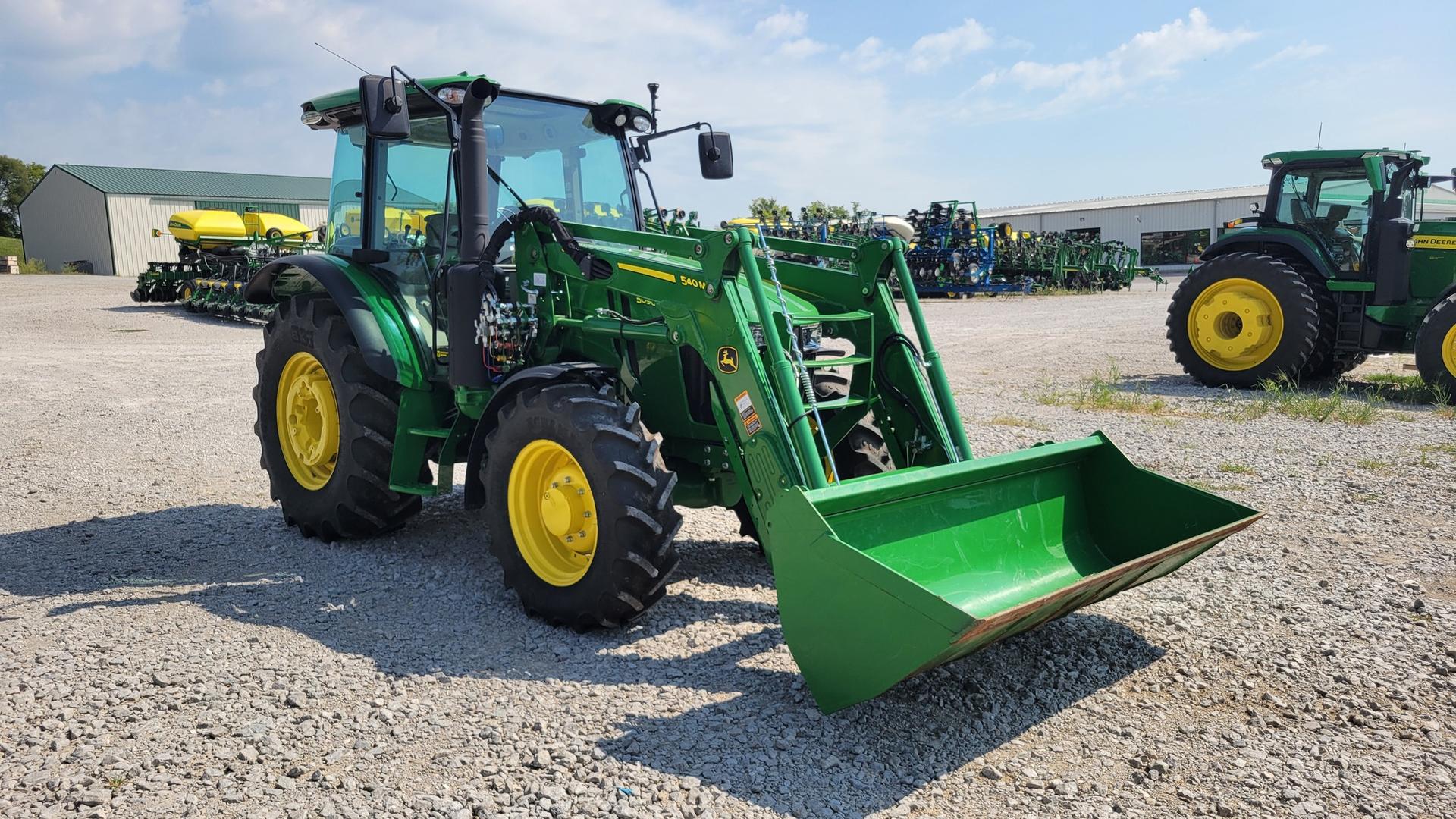 2022 John Deere 5090M