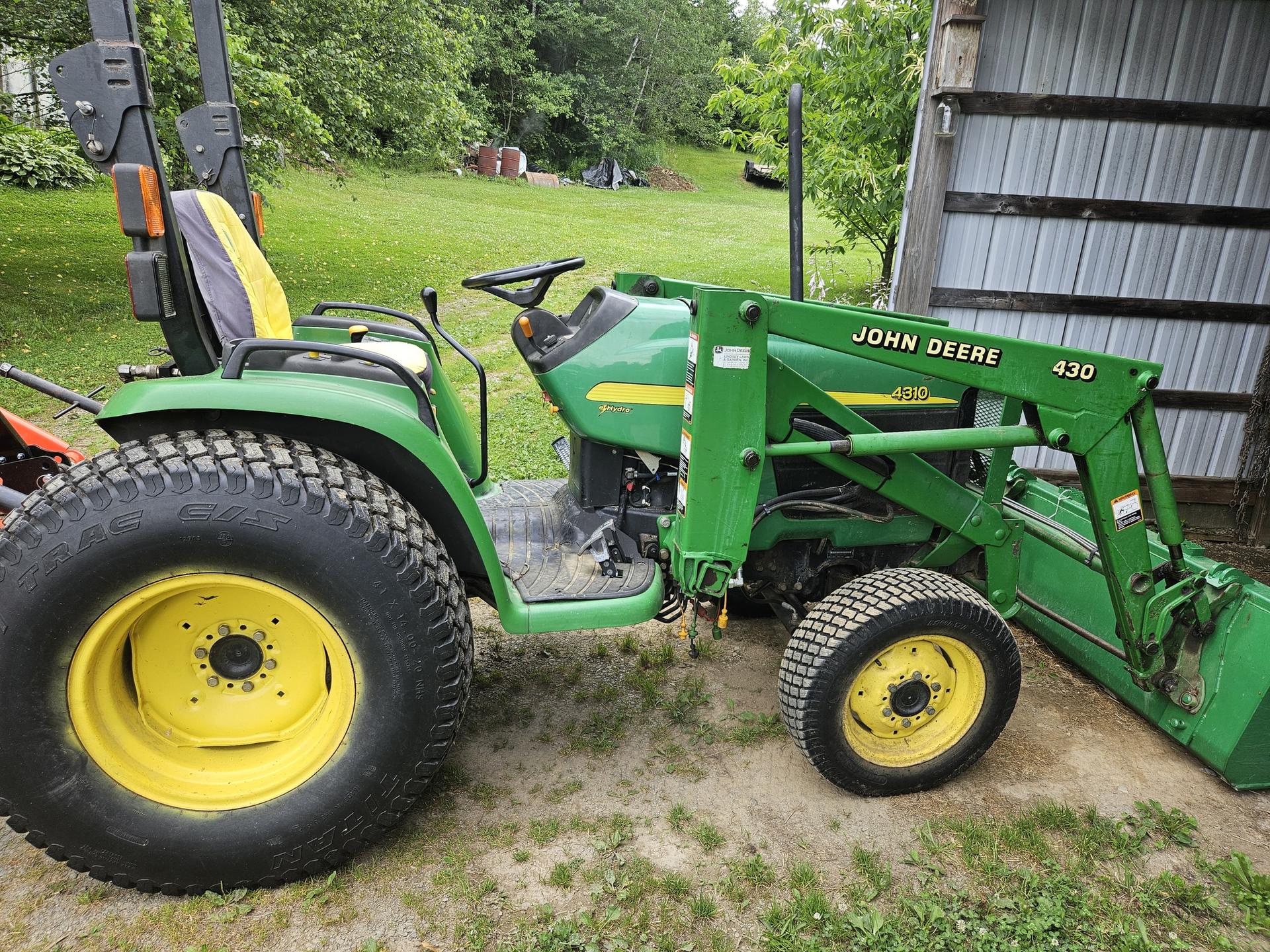 2003 John Deere 4310