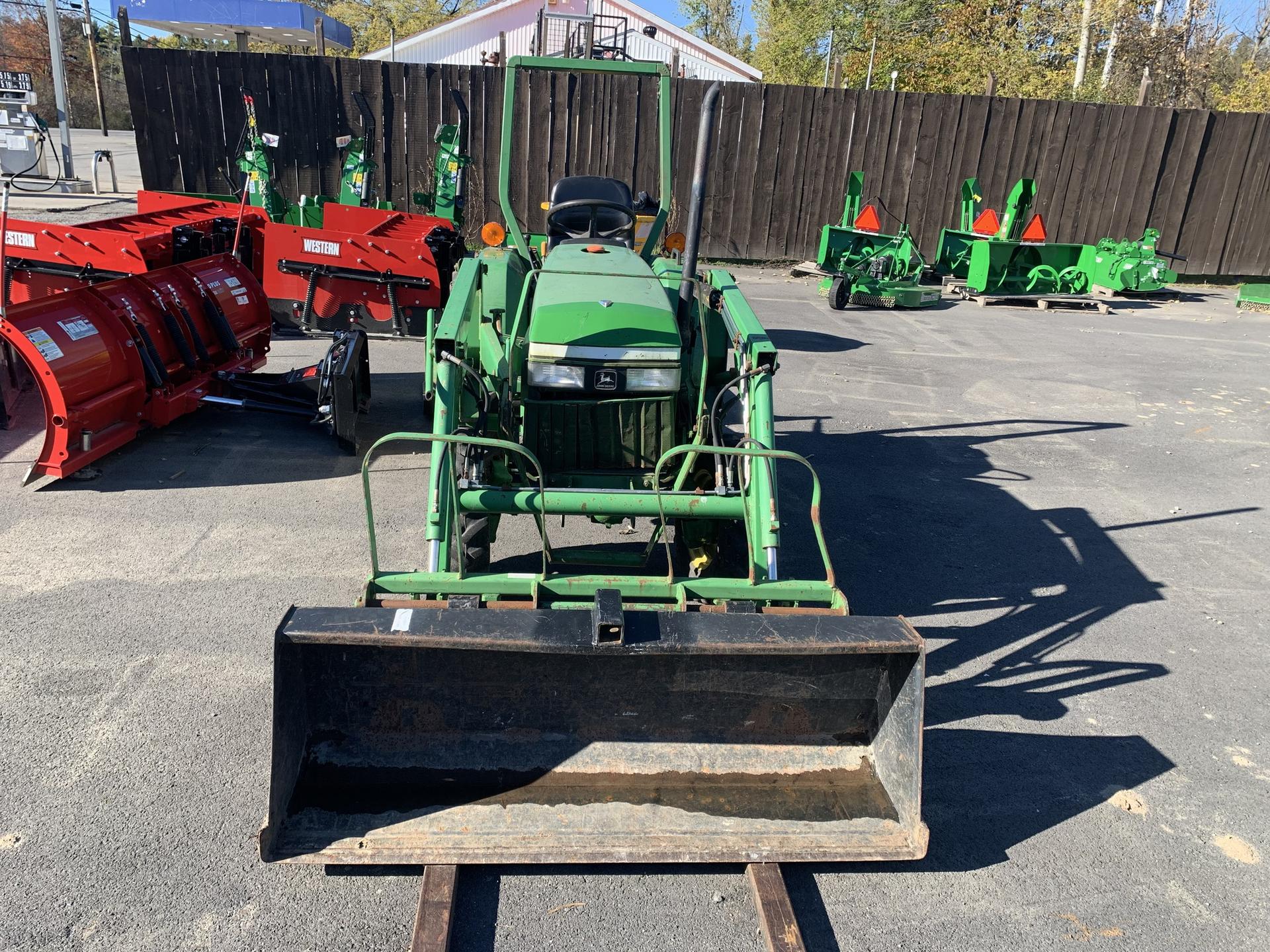 2001 John Deere 790