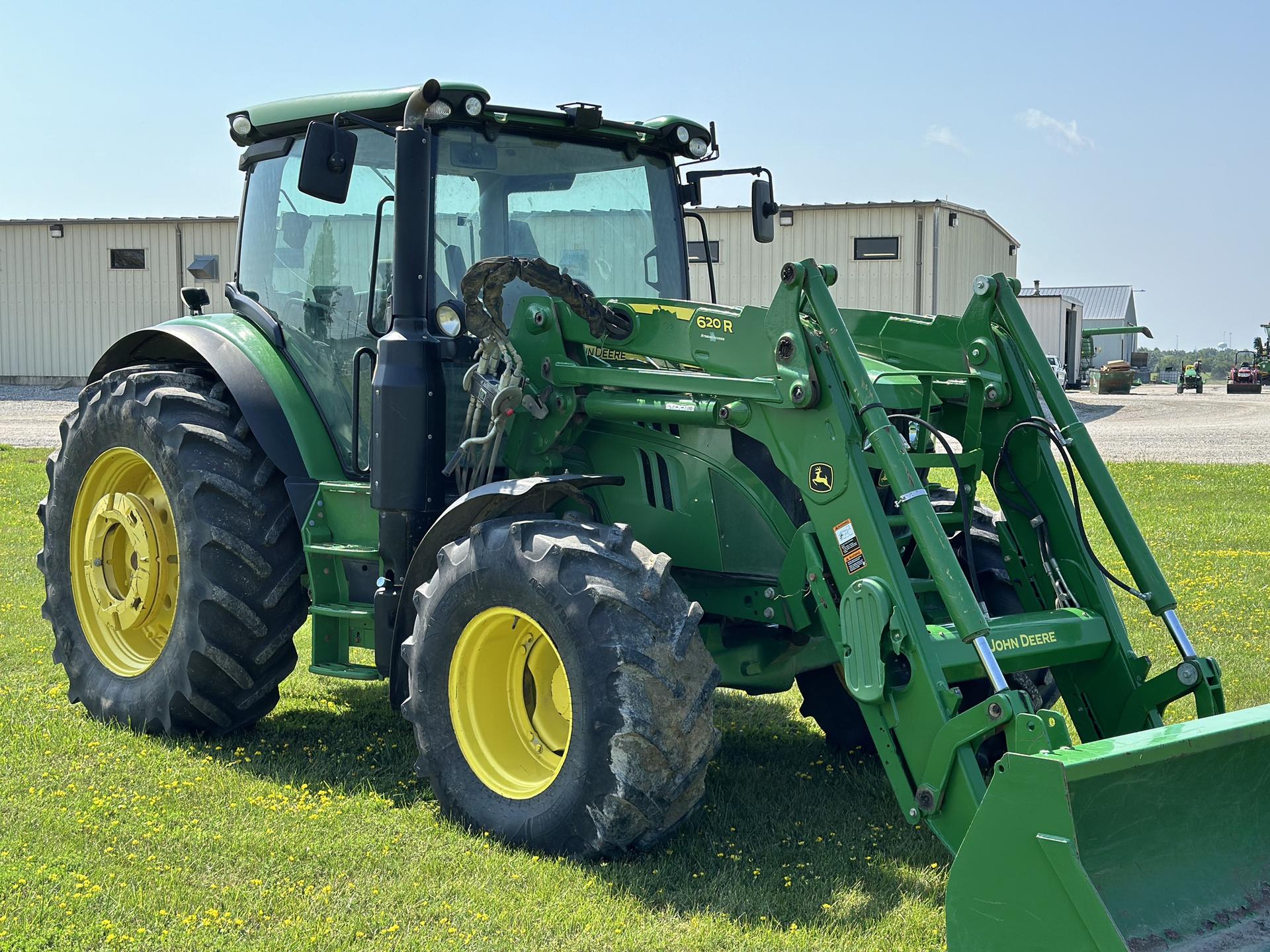 2017 John Deere 6130R