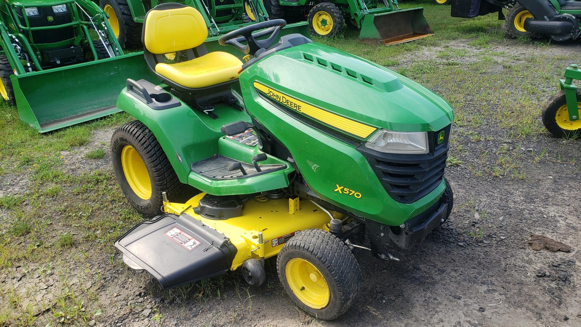 2018 John Deere X570