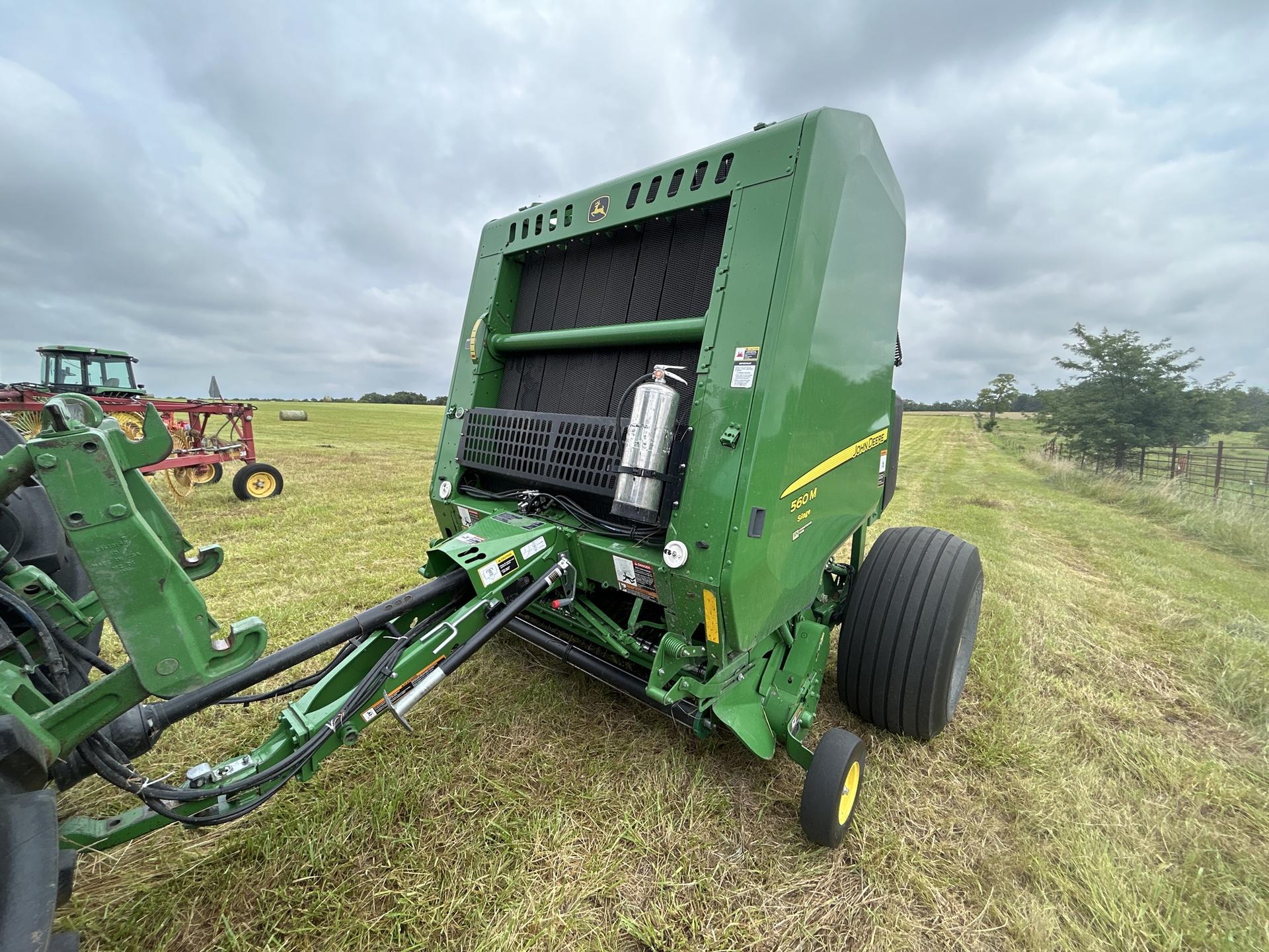 2020 John Deere 560M