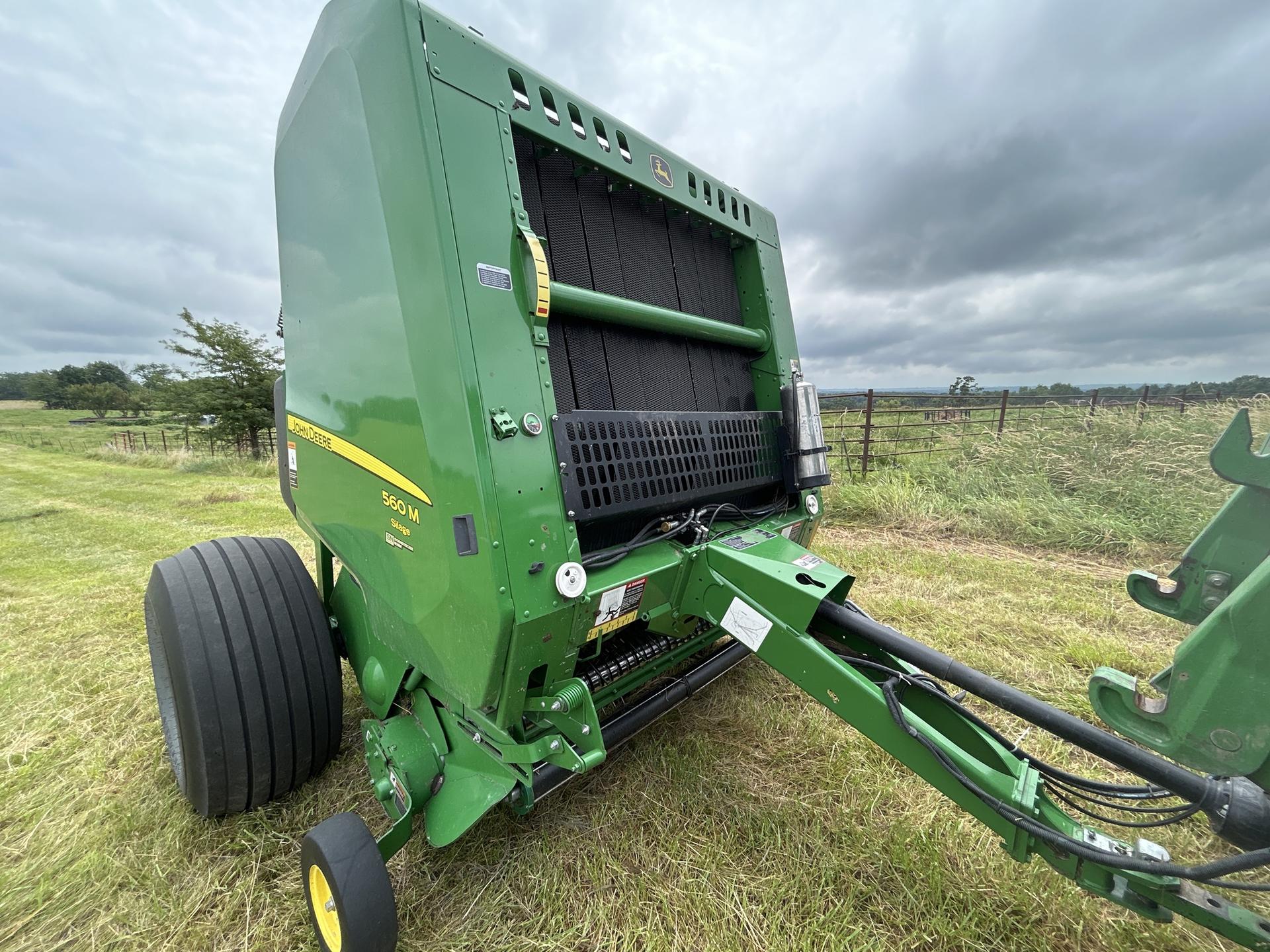 2020 John Deere 560M