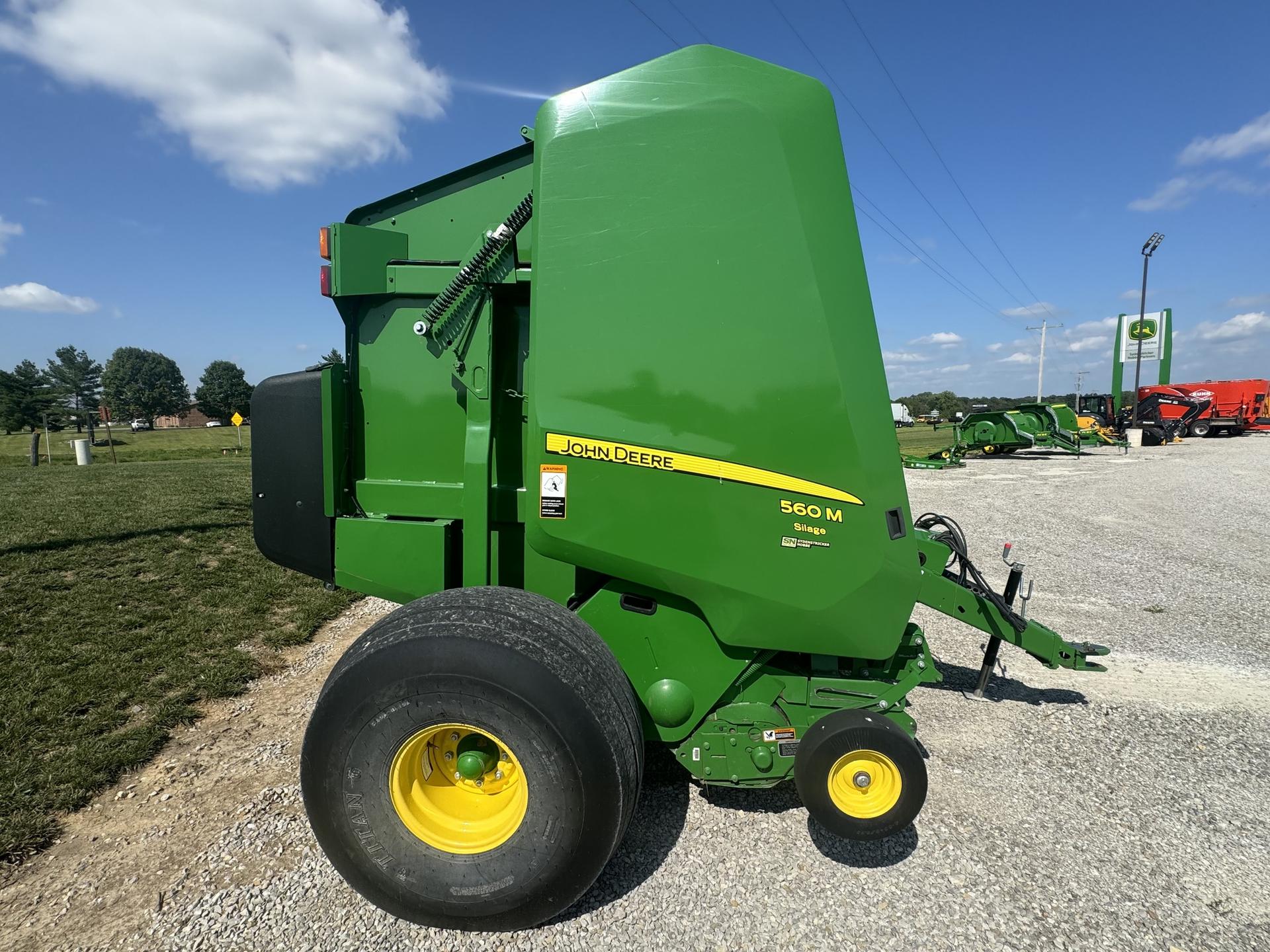 2020 John Deere 560M