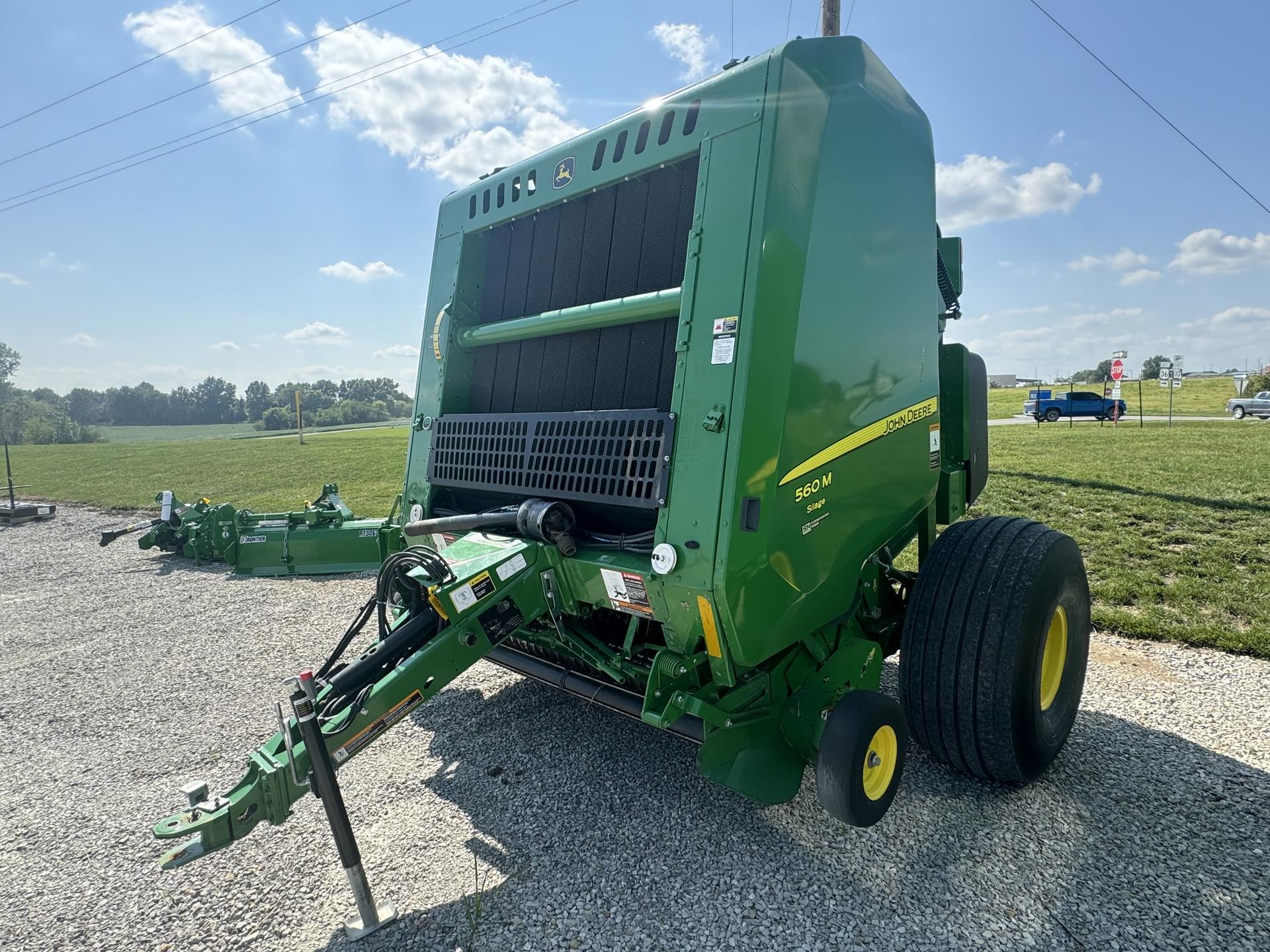 2020 John Deere 560M