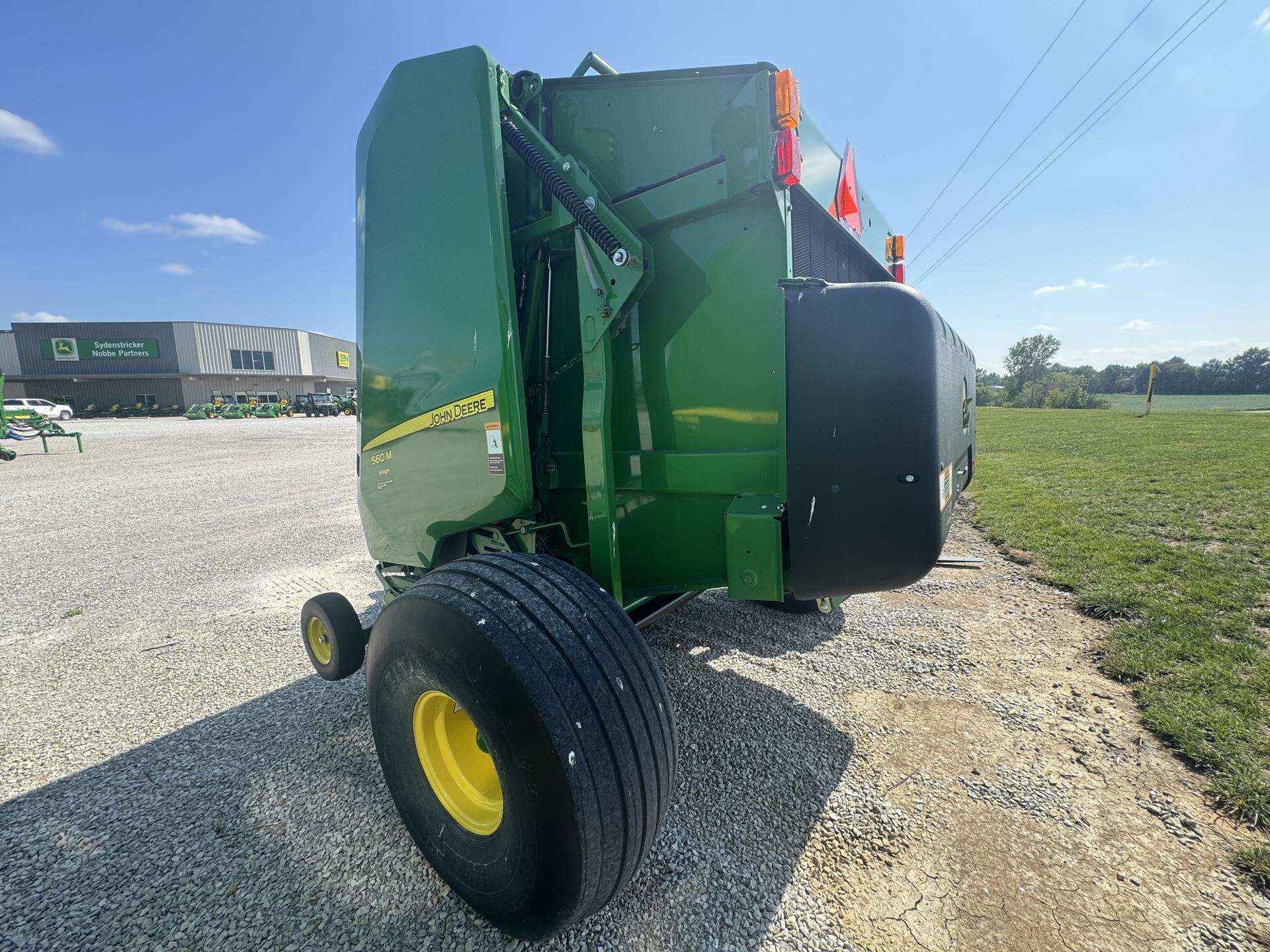 2020 John Deere 560M