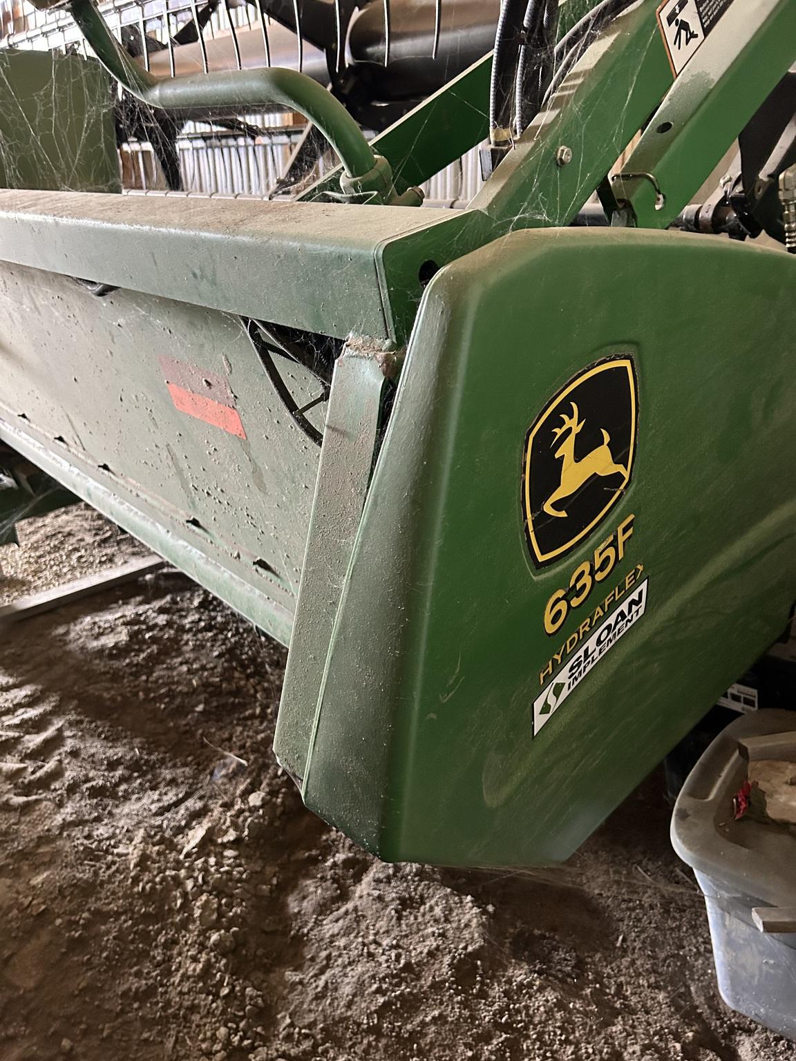 2006 John Deere 635F