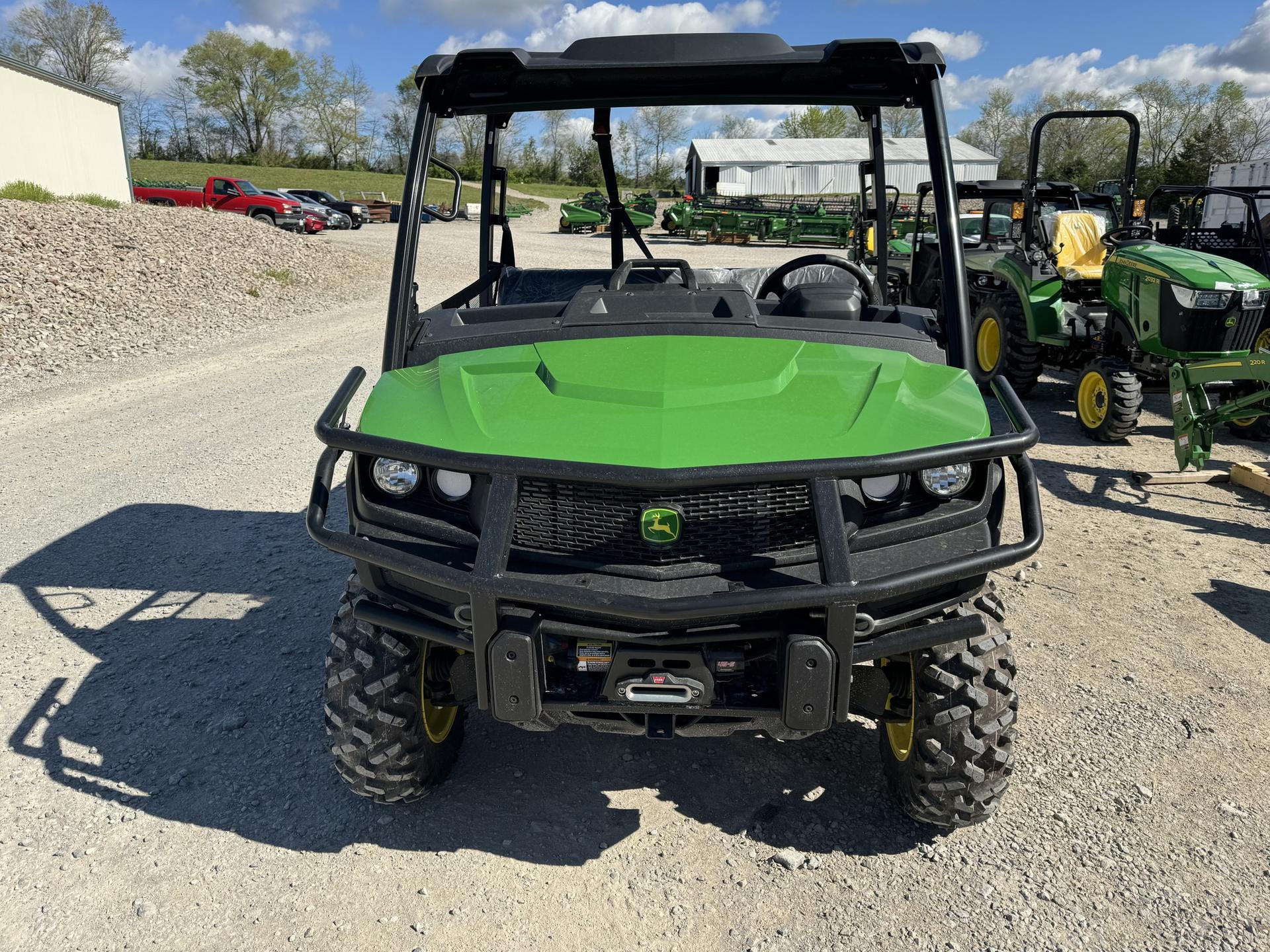 2024 John Deere XUV 835M Image