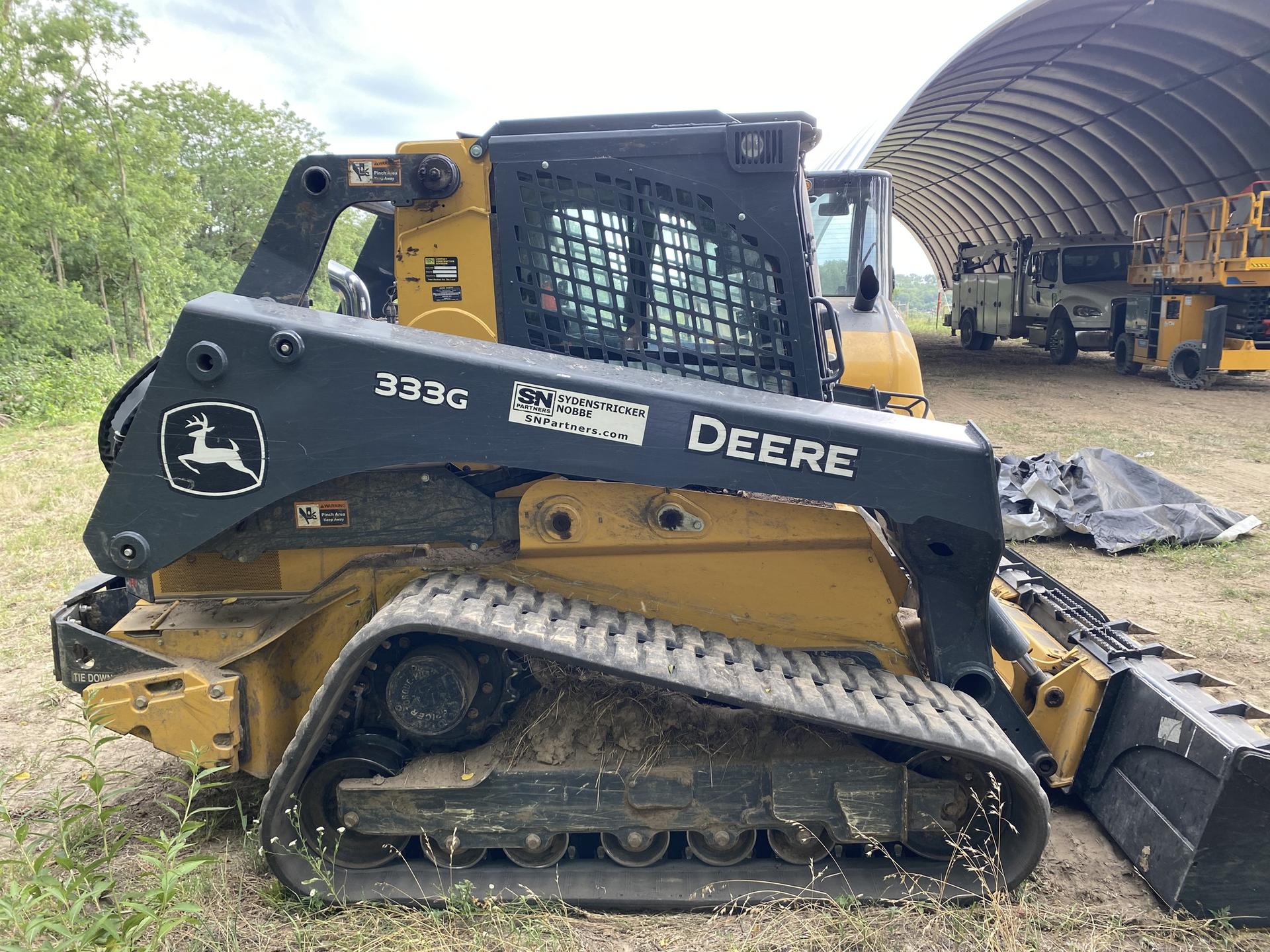 2023 John Deere 333G