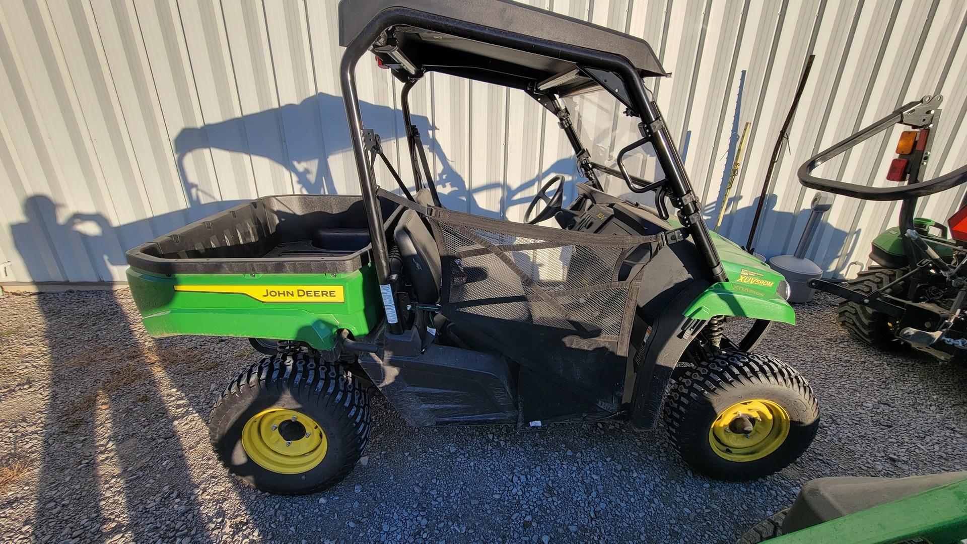 2023 John Deere XUV 590M