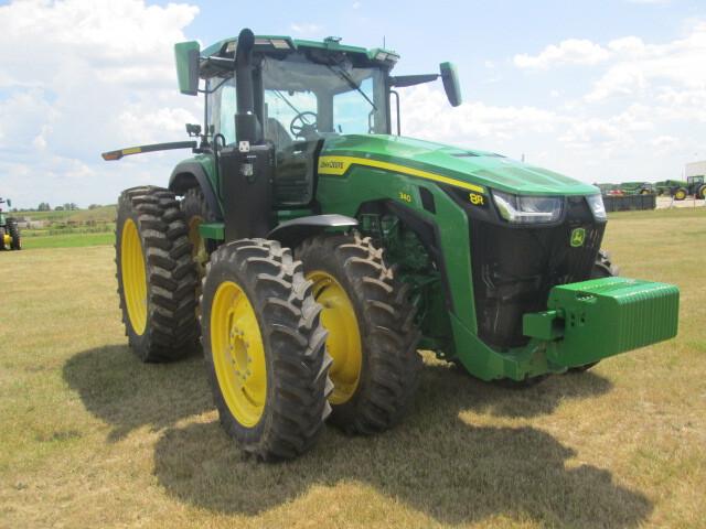 2023 John Deere 8R 340