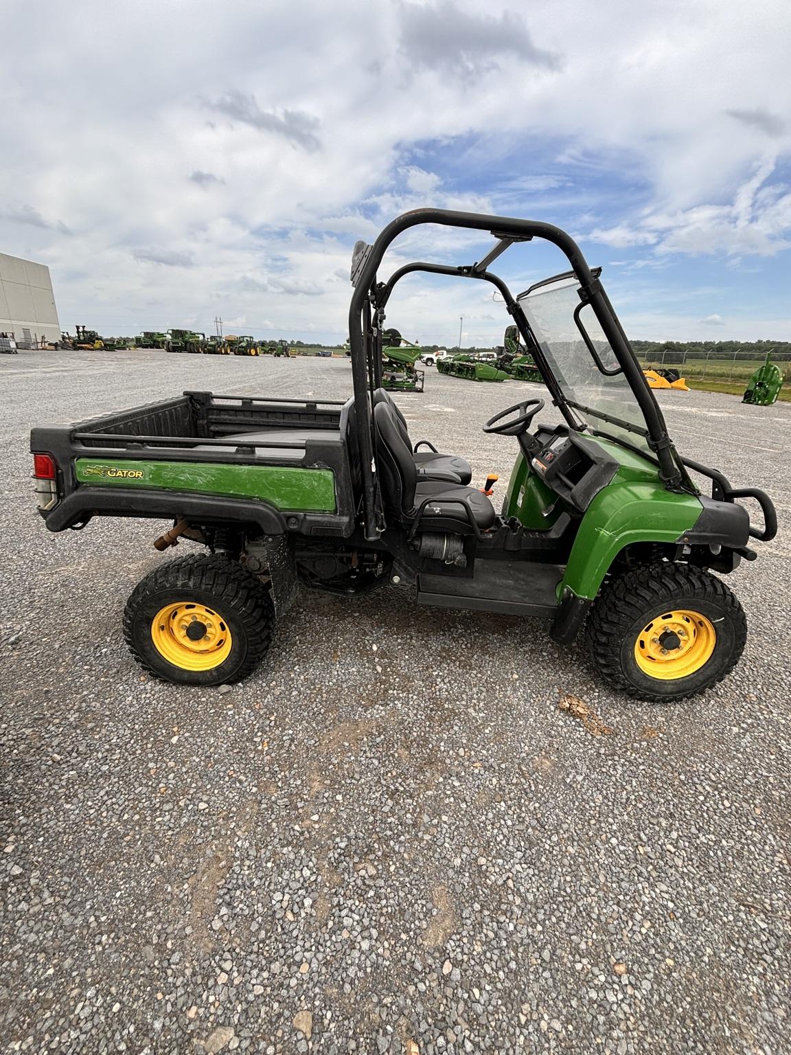 2012 John Deere XUV 825I GREEN