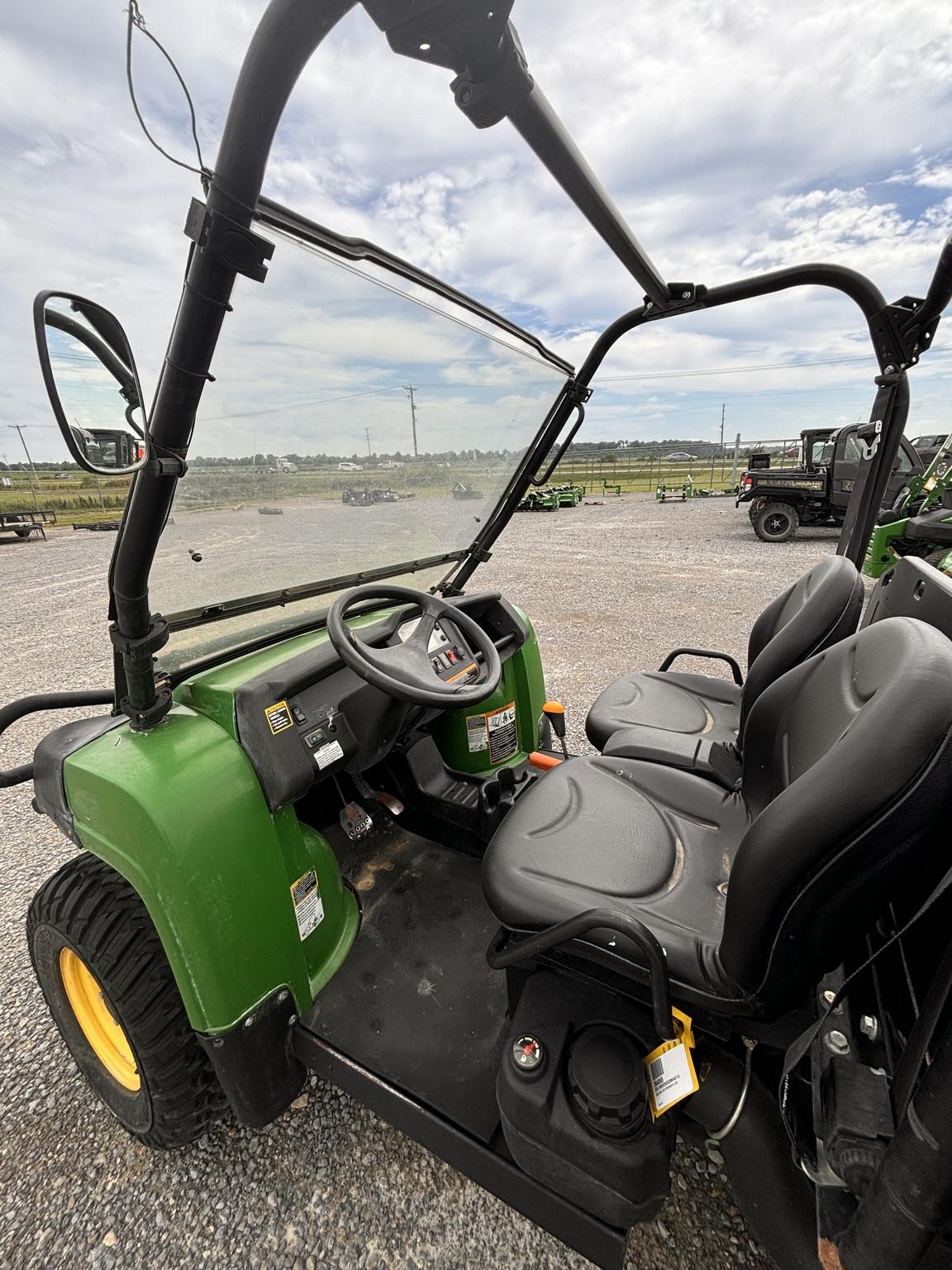 2012 John Deere XUV 825I GREEN