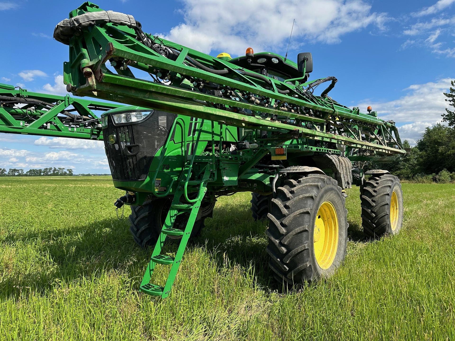 2021 John Deere R4038 Image