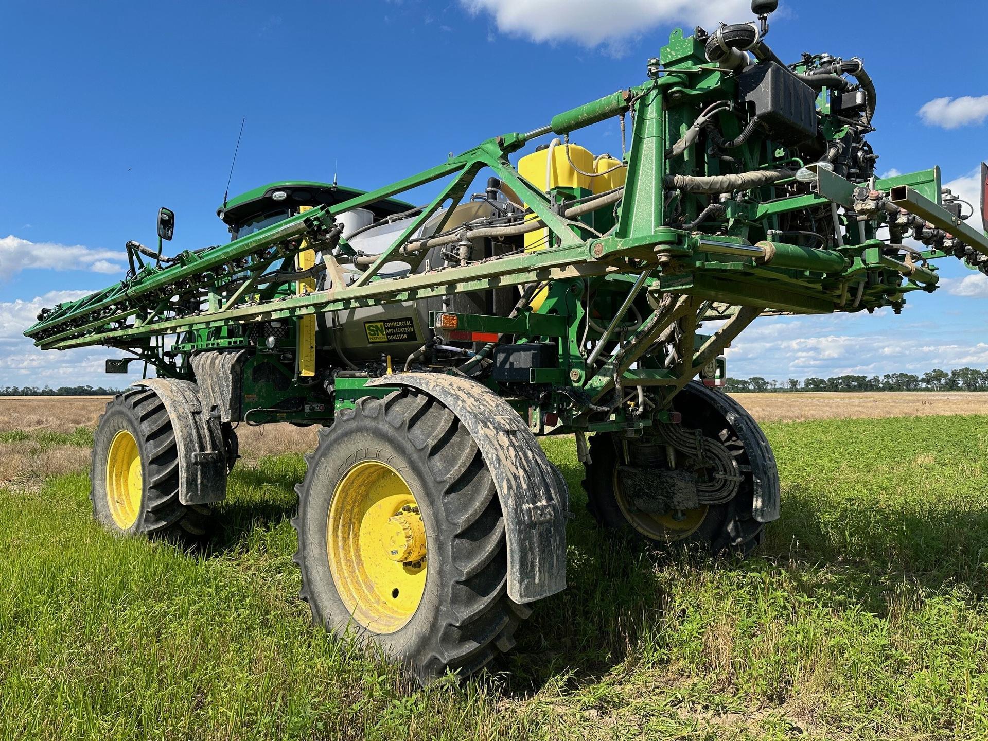 2021 John Deere R4038